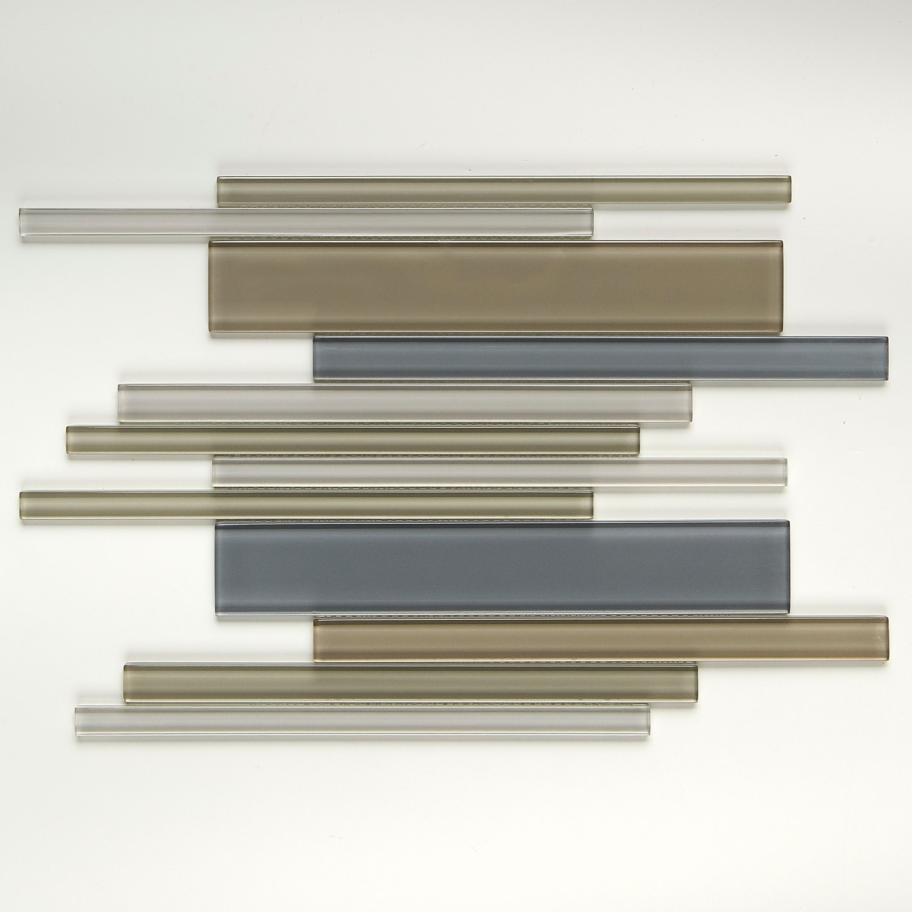 Glass Mosaic 12X18 Inch Random Interlocking Accent In Classic Willow Water 12X18