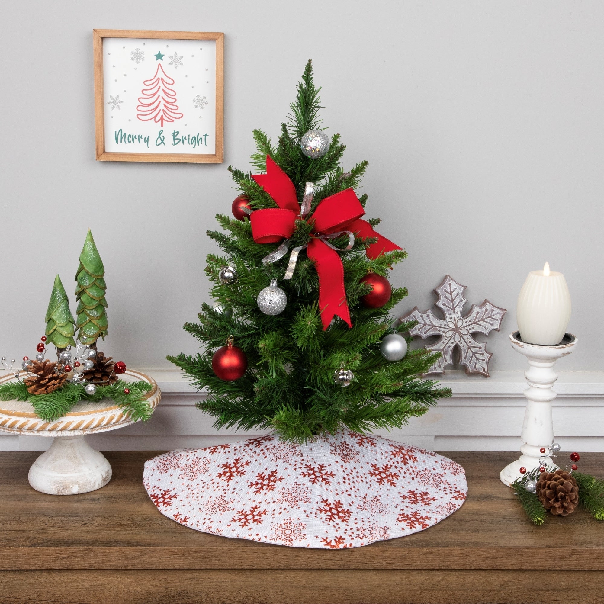 20 White And Red Glitter Snowflake Mini Burlap Christmas Tree Skirt