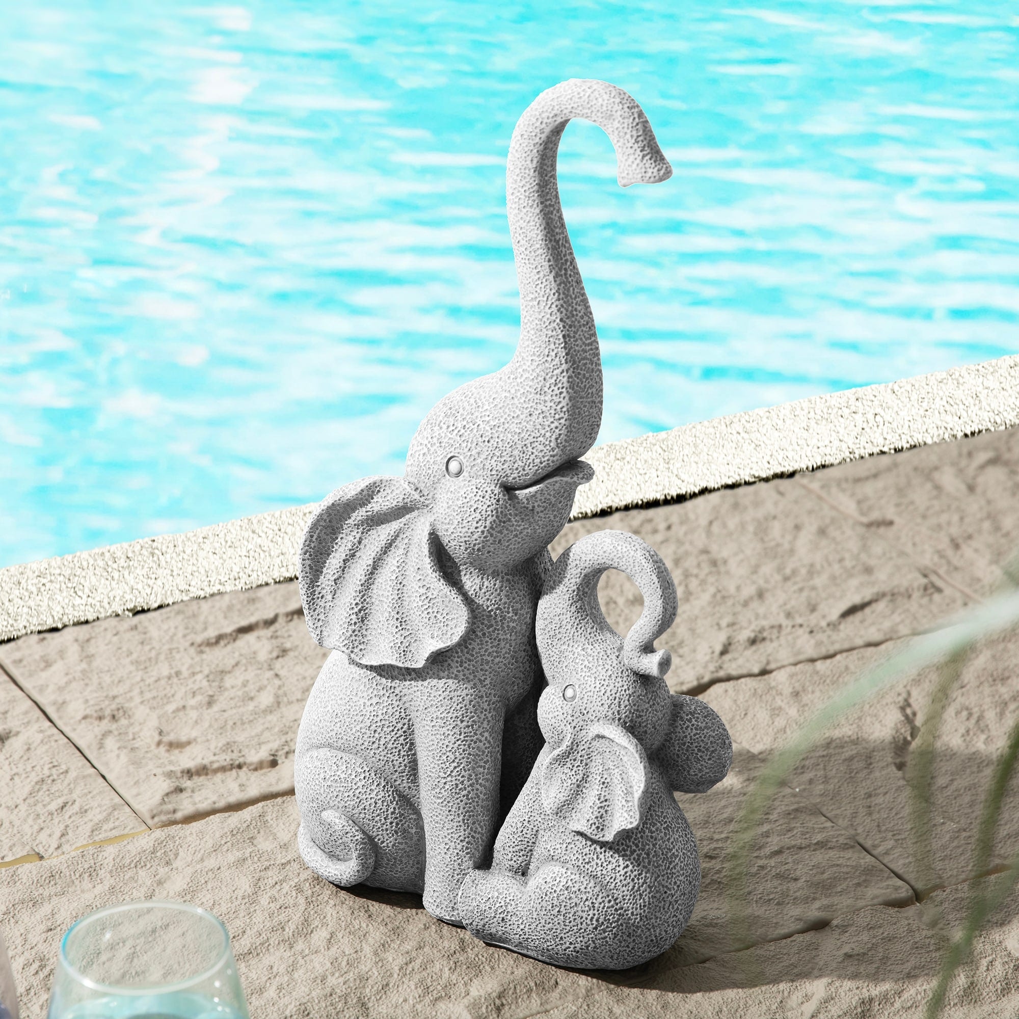 Glitzhome 18.25H Resin Mother And Baby Elephant Statue
