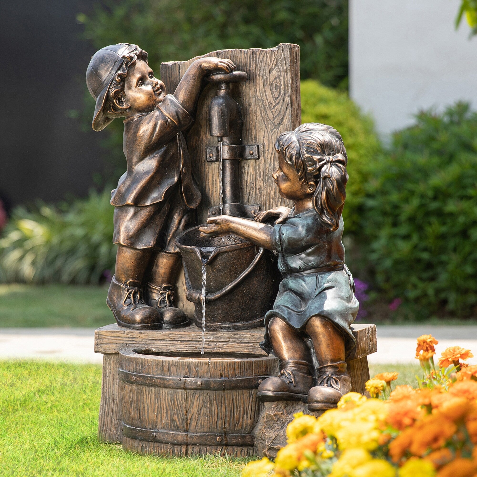 Glitzhome 25 H Polyresin Boy And Girl Sculptural Outdoor Fountain