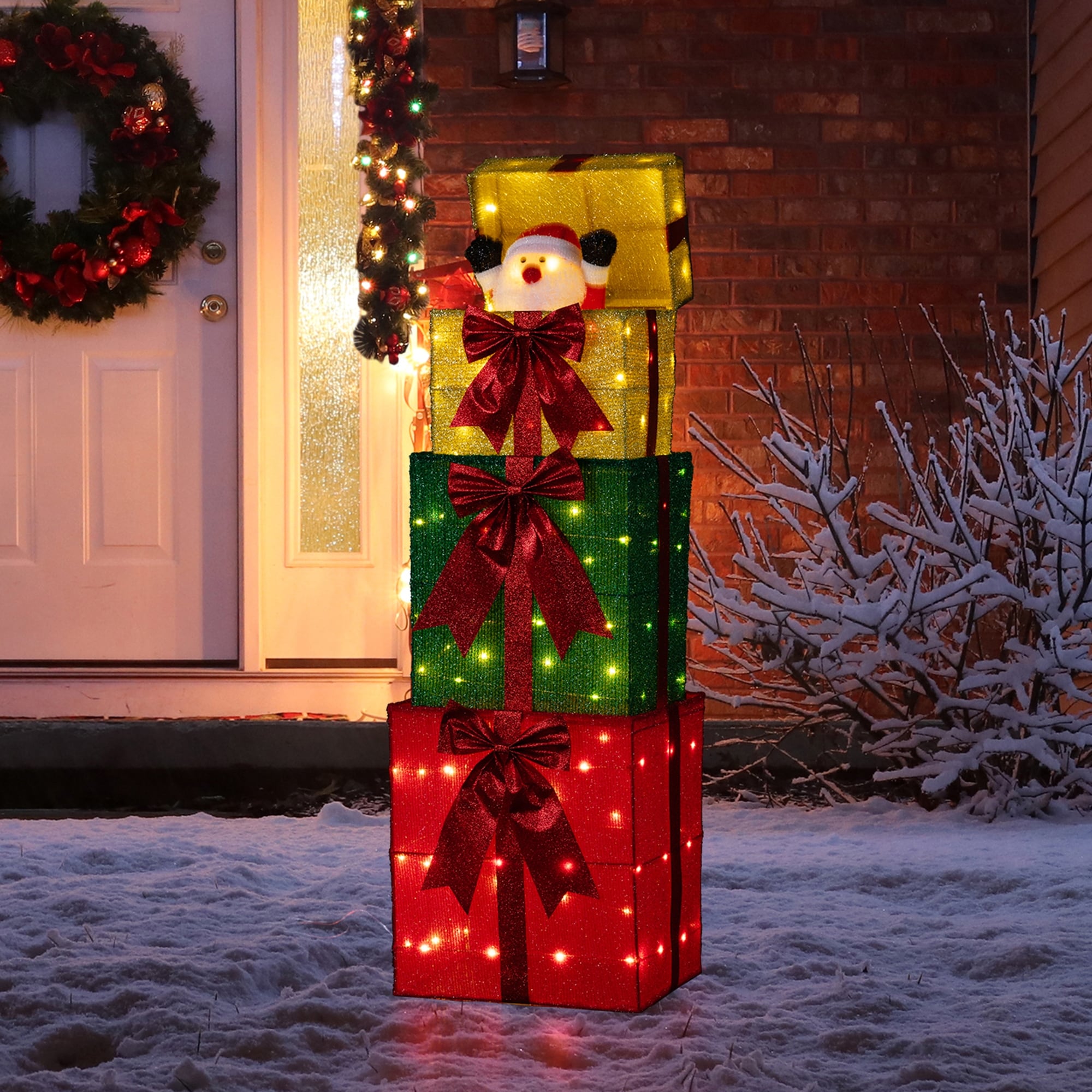 Glitzhome 34.25 H 3D Christmas Glittered Fabric Greeting Bear With Tree With 110 Warm White Led Lights