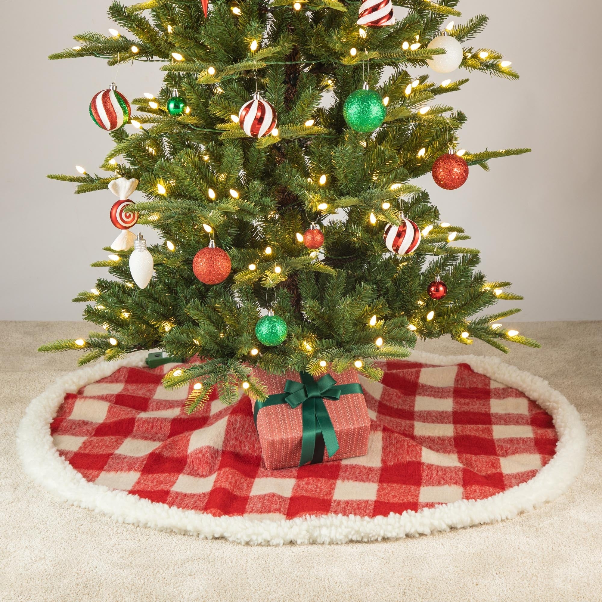 Glitzhome 52 D Knitted Polyester Christmas Tree Skirt