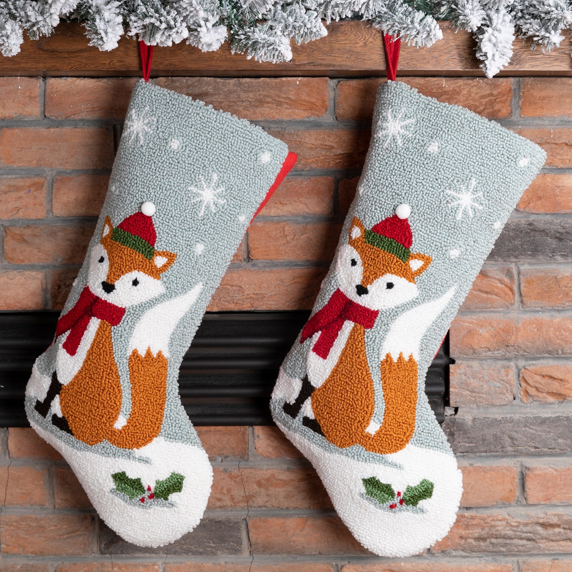 Glitzhome Christmas Hooked Stocking Reindeer Fox Cat Dog
