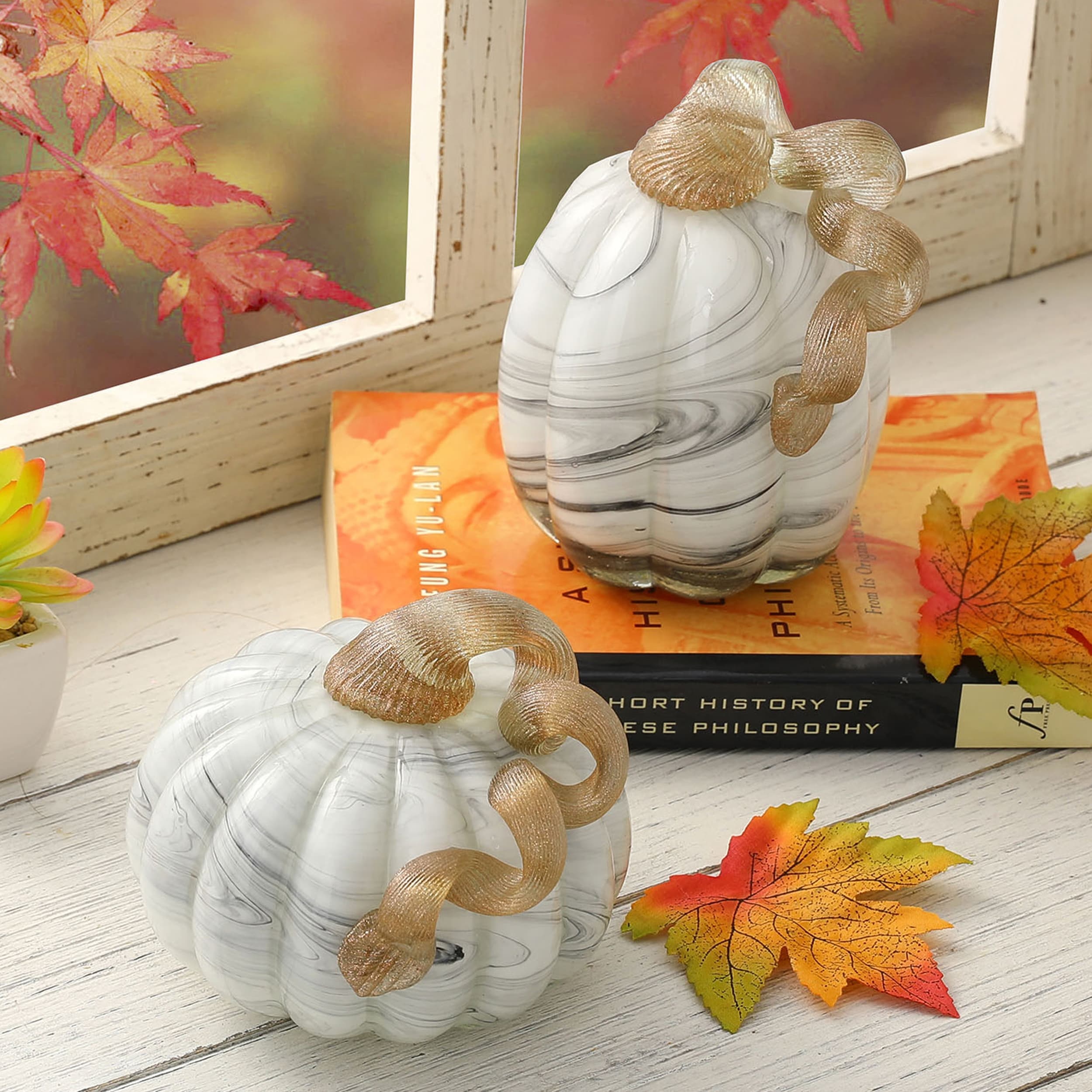 Glitzhome Gray Marble Glass Pumpkin