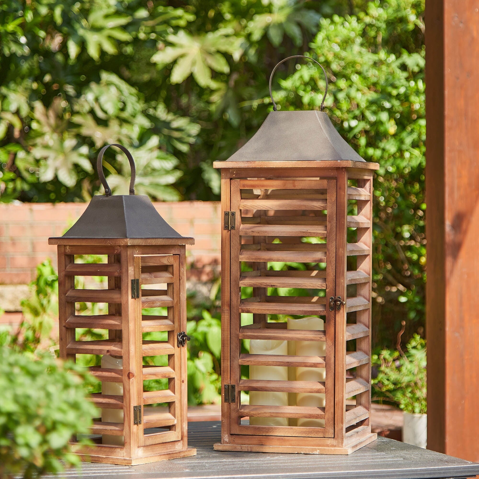 Glitzhome Set Of 2 Wash White Farmhouse Wooden Shutter Lanterns