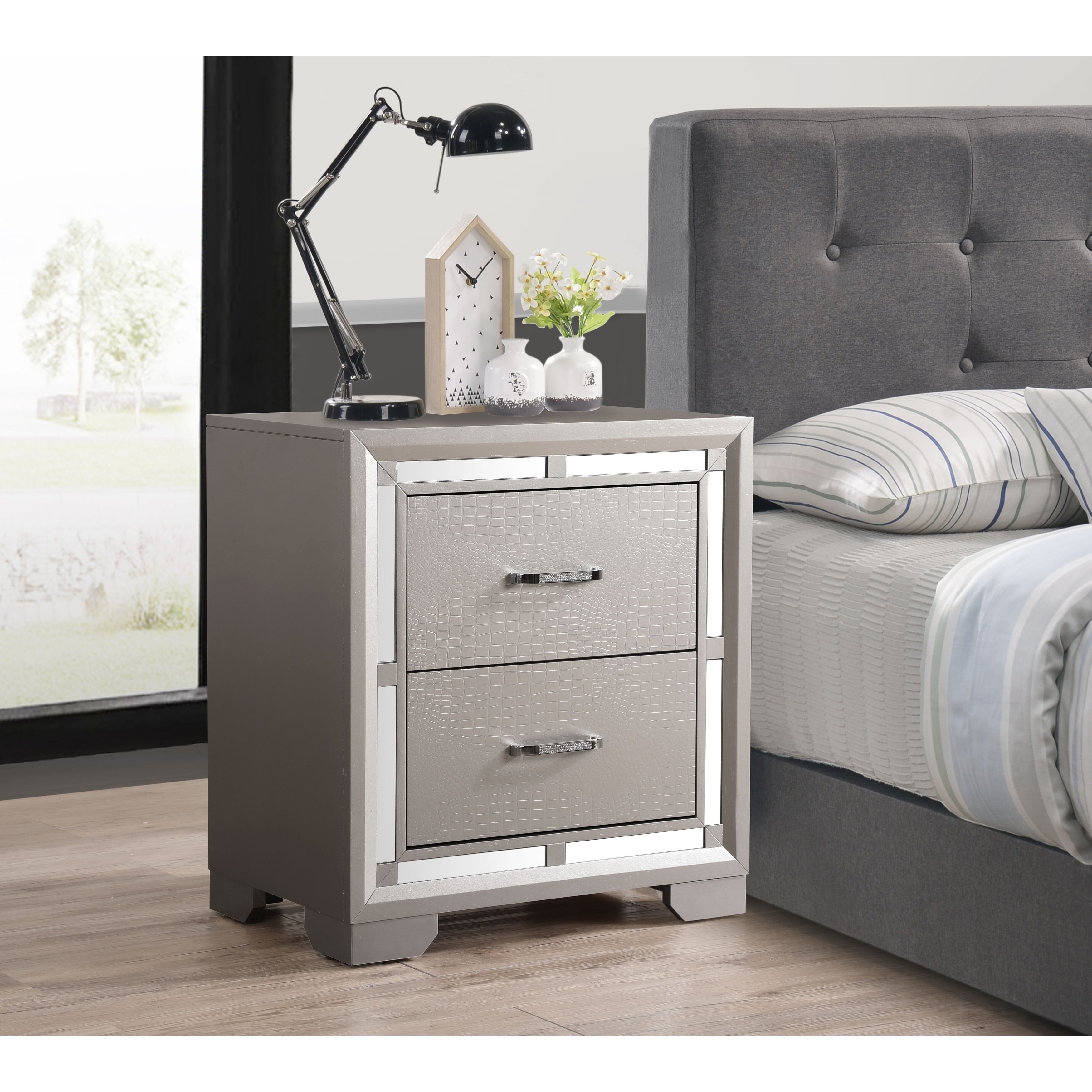 Glory Furniture Alana G6800 N Nightstand Silver Champagne