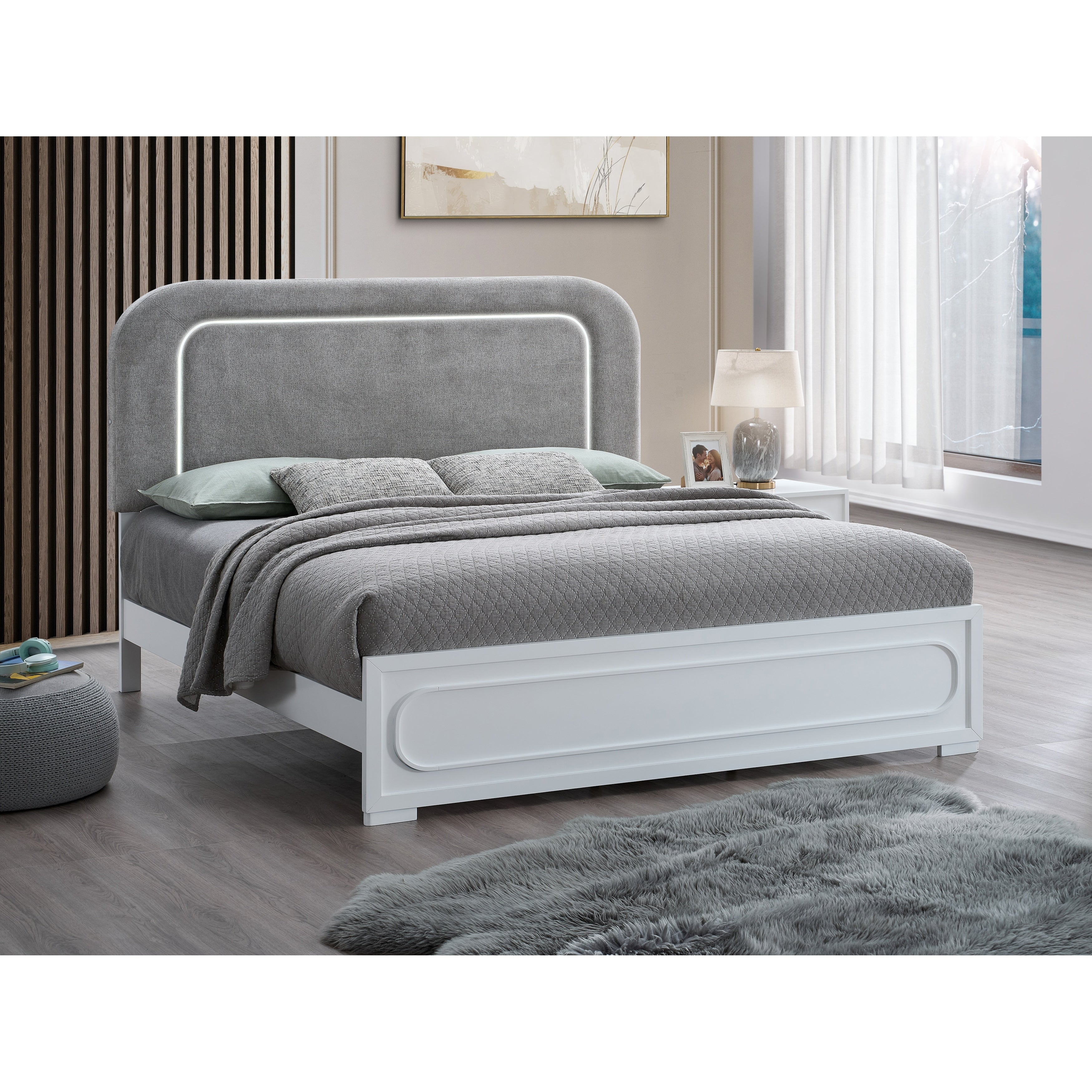 Glory Furniture Florentia Wood Queen Bed With Led Lighting