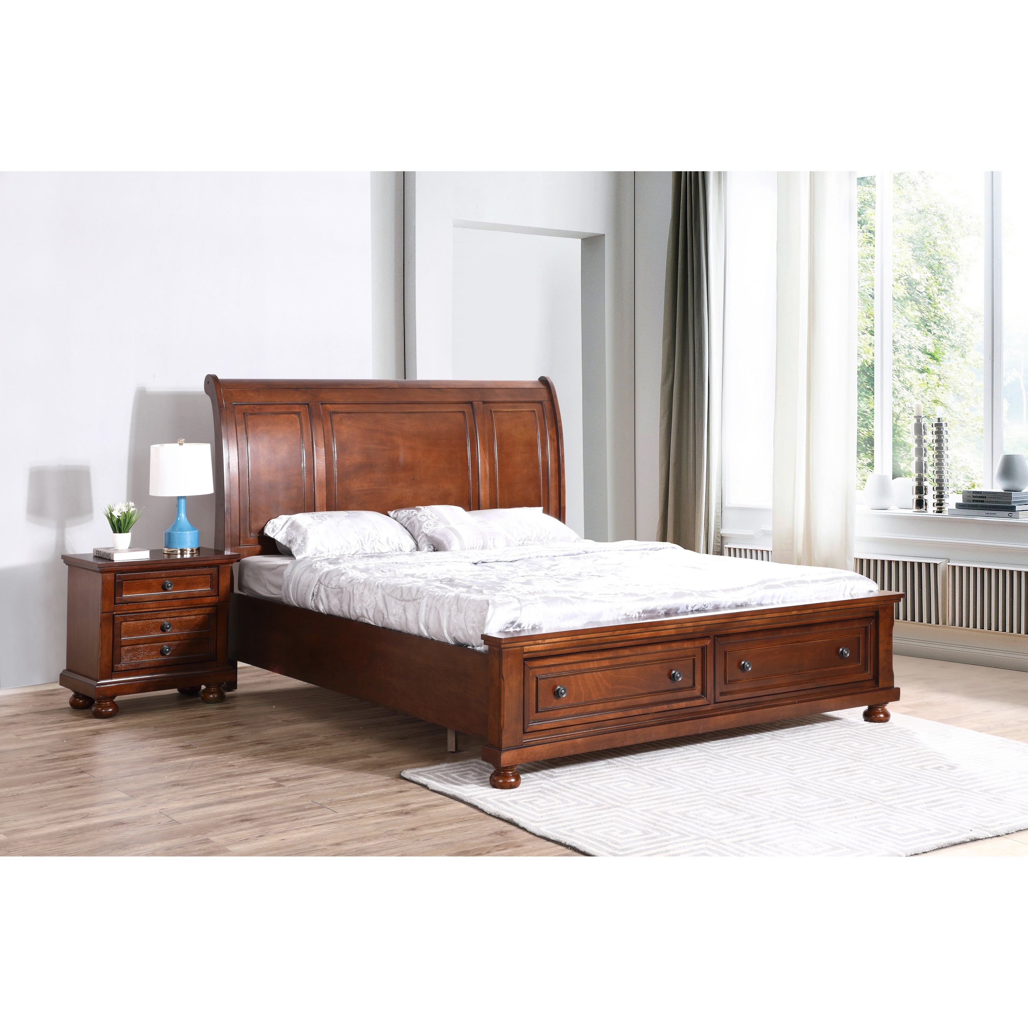 Glory Furniture Minerva Wood King Bed With Dependable Functionality