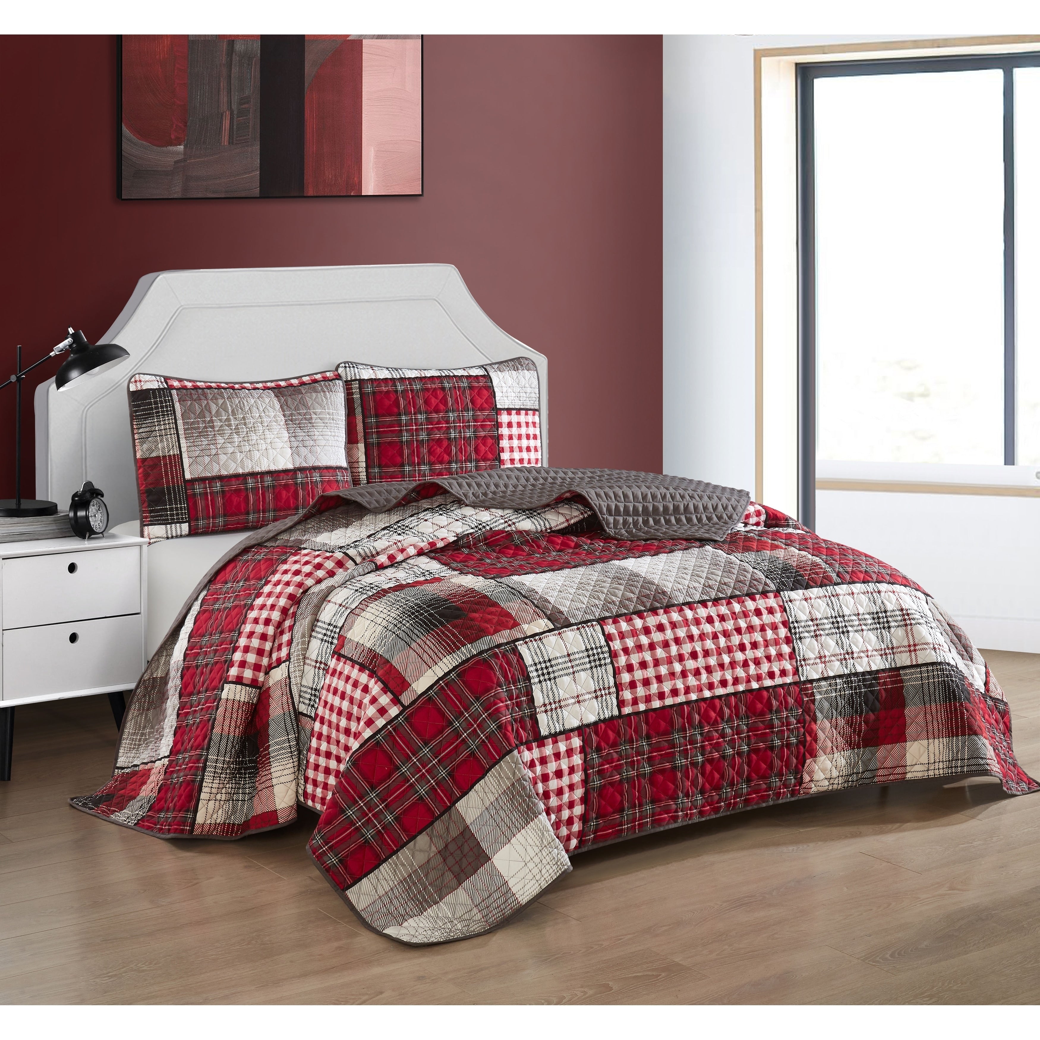 Carbon Loft Allain 3 Piece Reversible Quilt Set