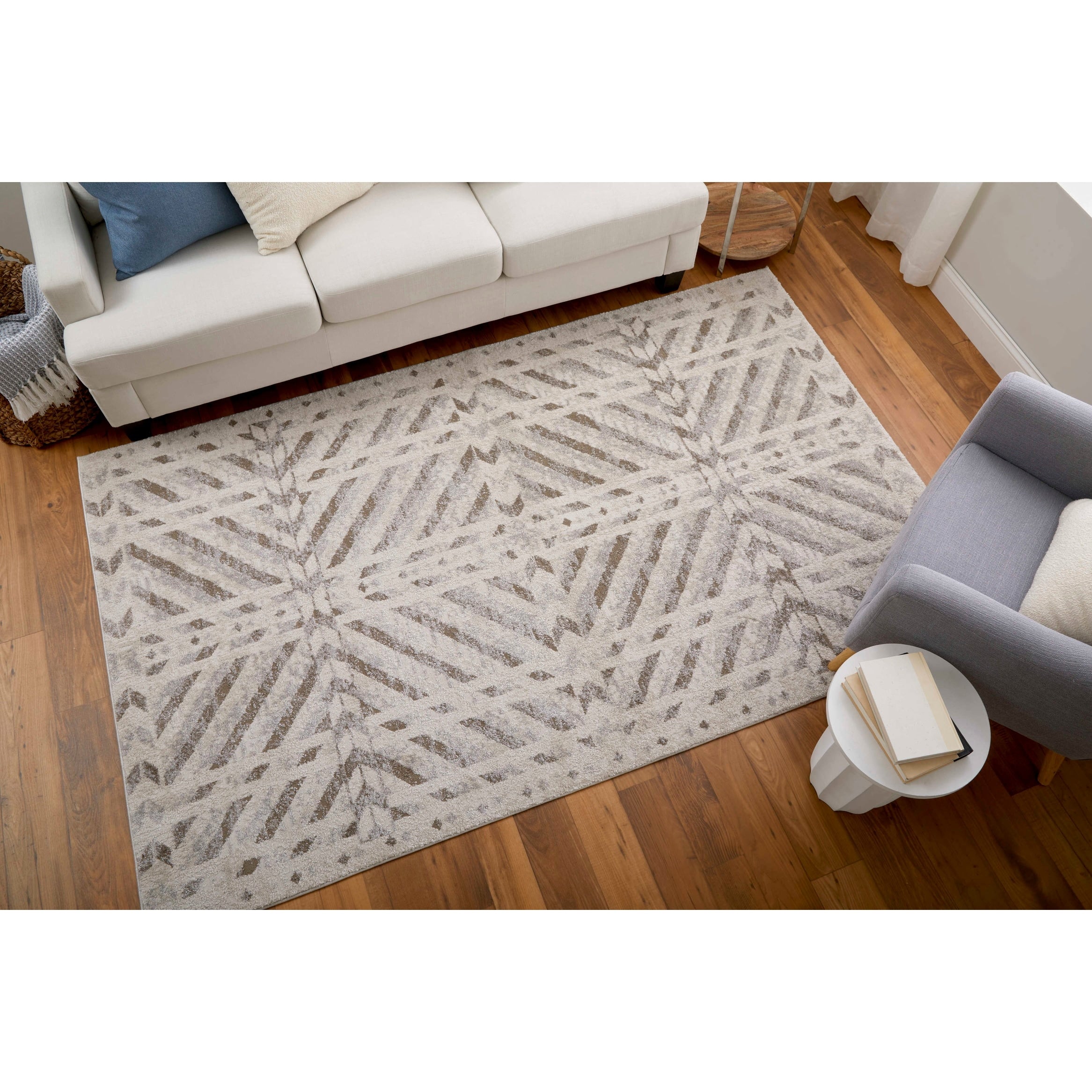 Grand Bazaar Kayden Machine Made Geometric Modern Area Rug