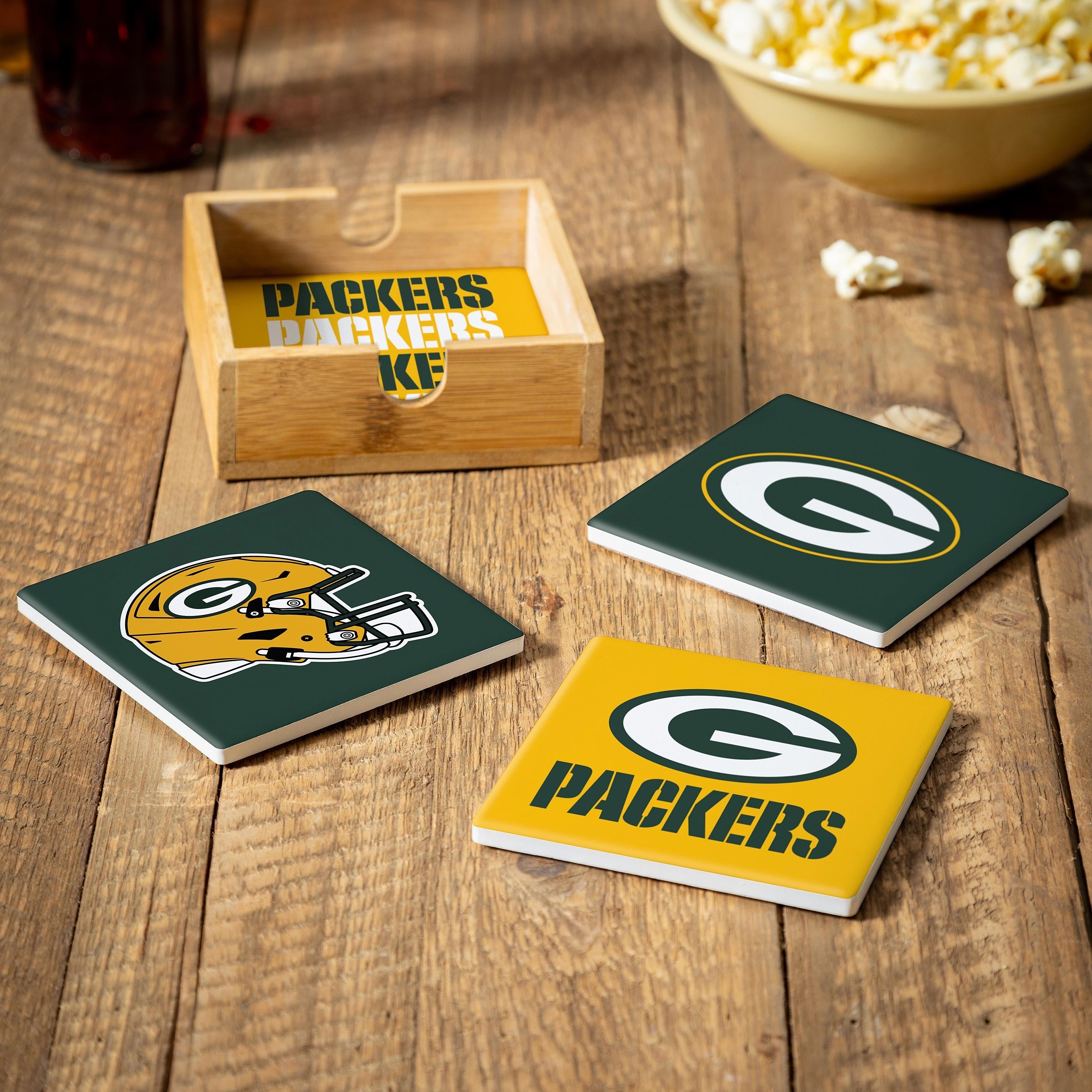 Green Bay Packers 4 Piece Ceramic Coasters Set With Wood Caddy