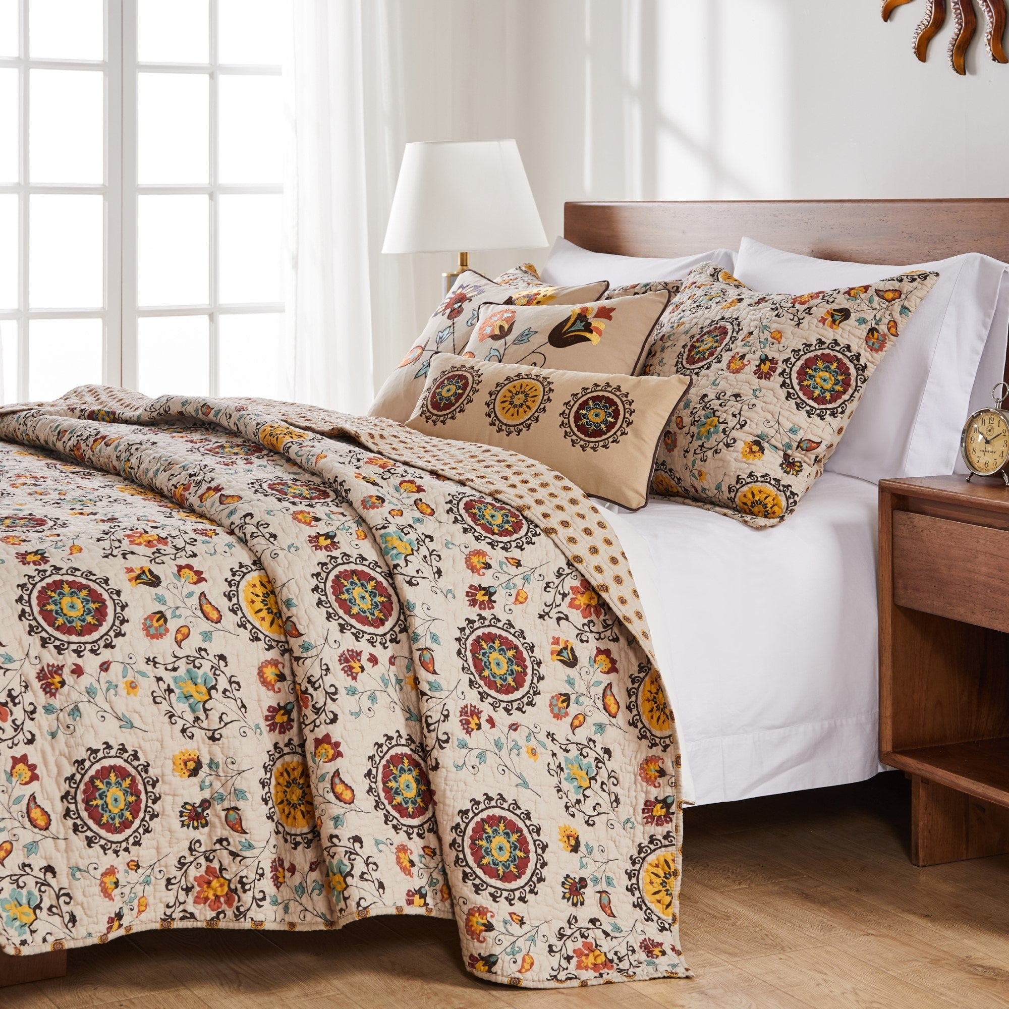 Greenland Home Andorra 5 Piece Oversized Reversible Bonus Quilt Set