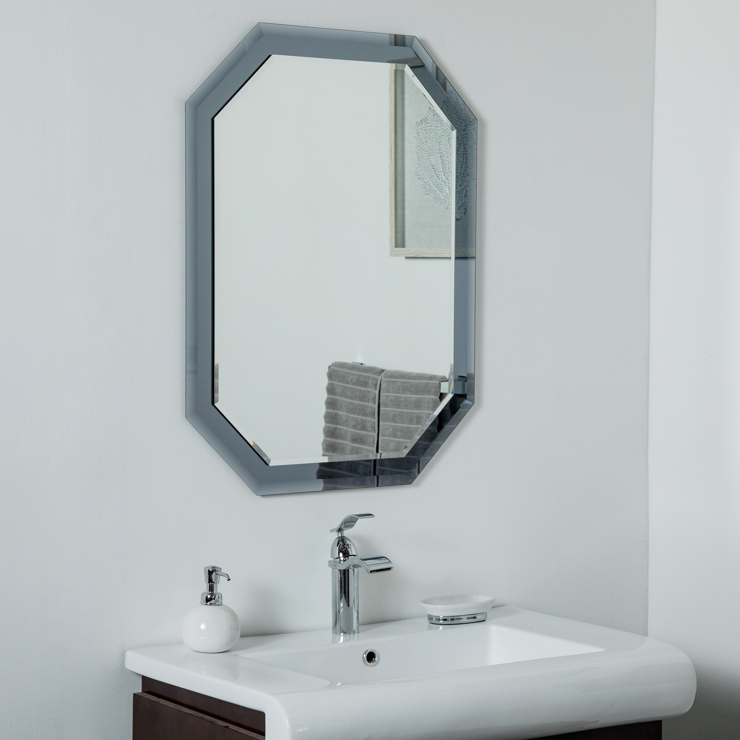 Grella Frameless Wall Mirror 31.5 X 23.6In Bathrooom Mirror