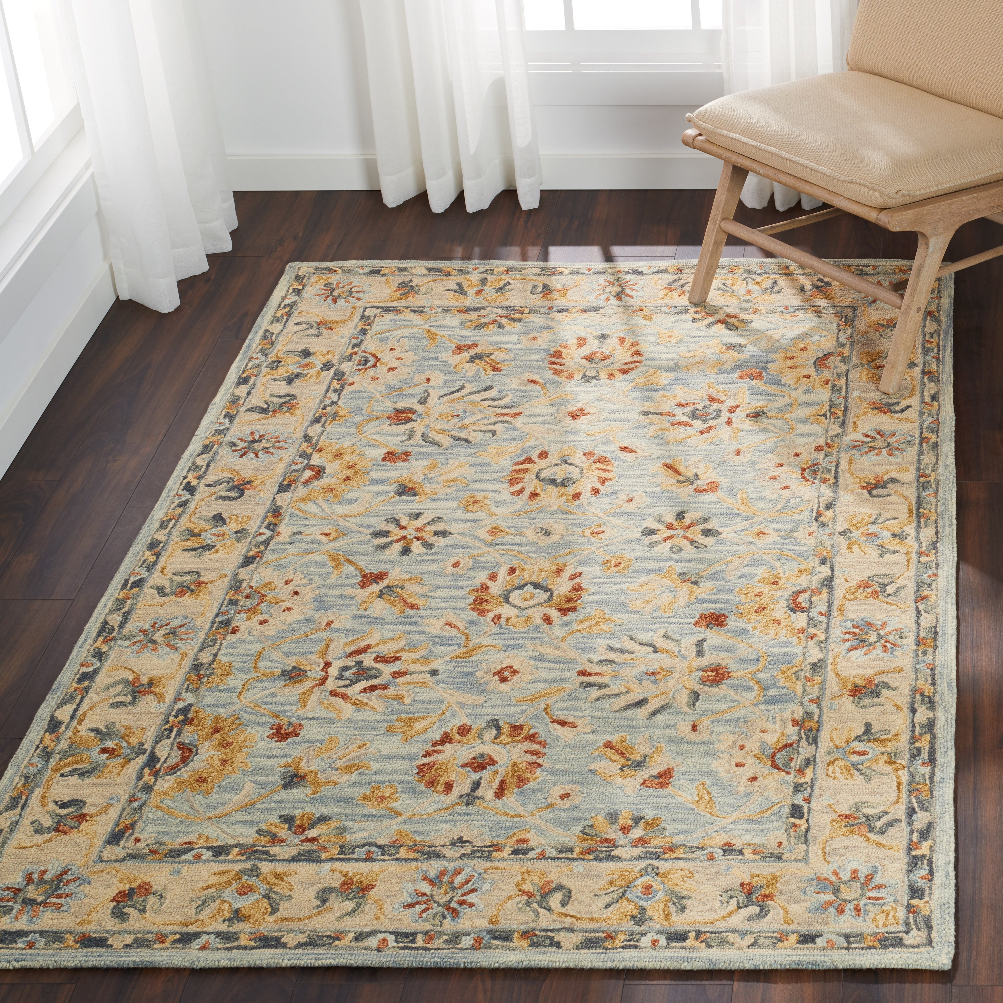 Hand Hooked Wool Light Blue Traditional Floral Rug 79 X 99