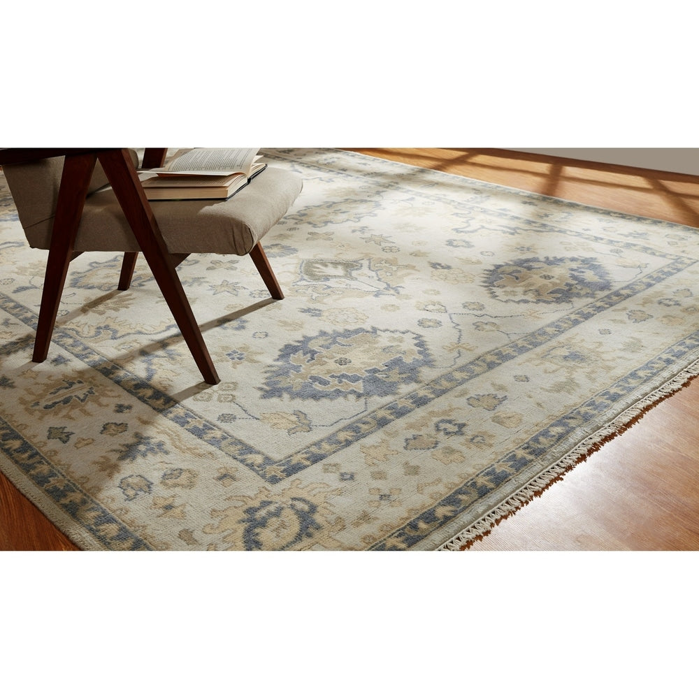 Hand Knotted Umbria Ivory Wool Rug 10 X 14 10 X 14