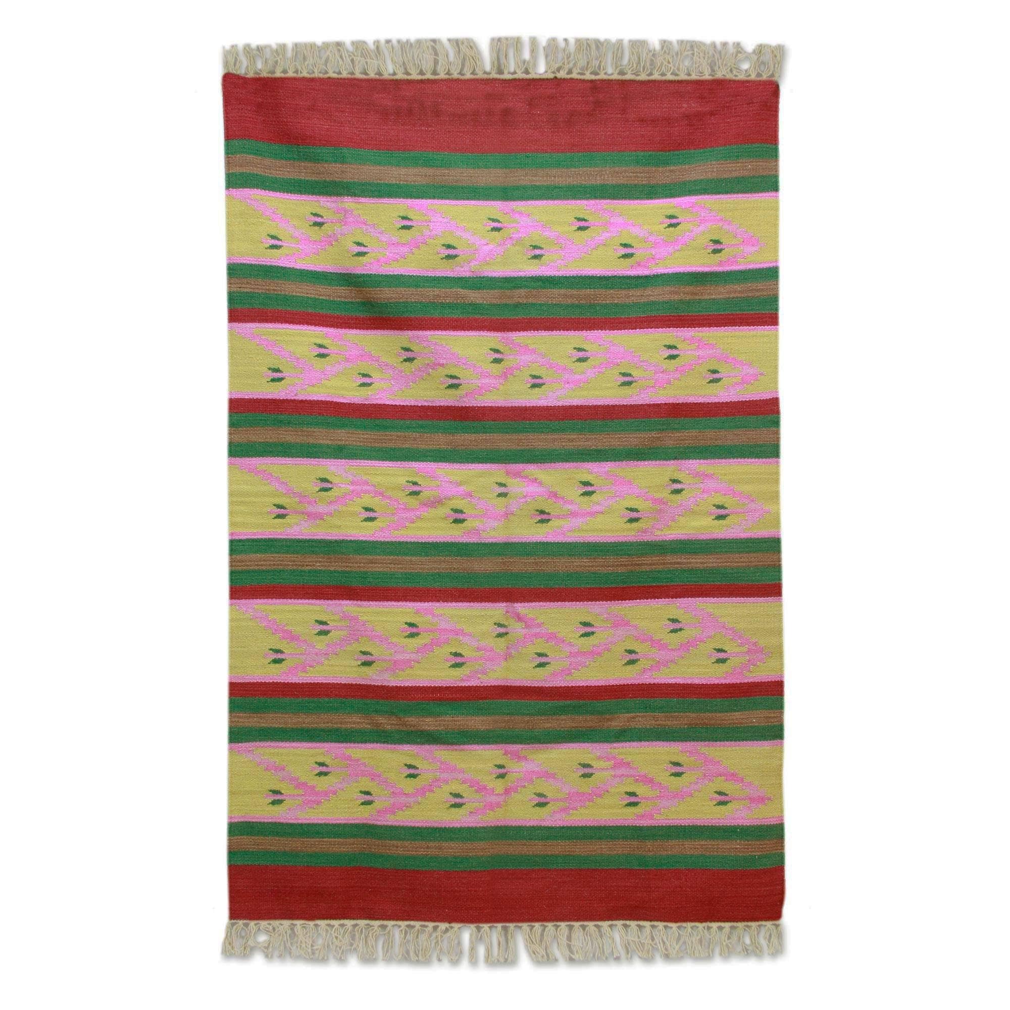 Handmade Carnation Buds Wool Area Rug India Big