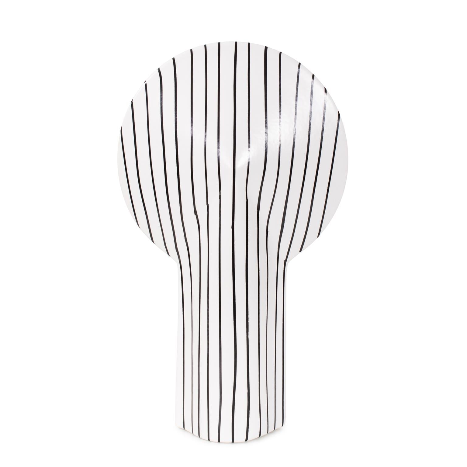 Hansford Keyhole Vase