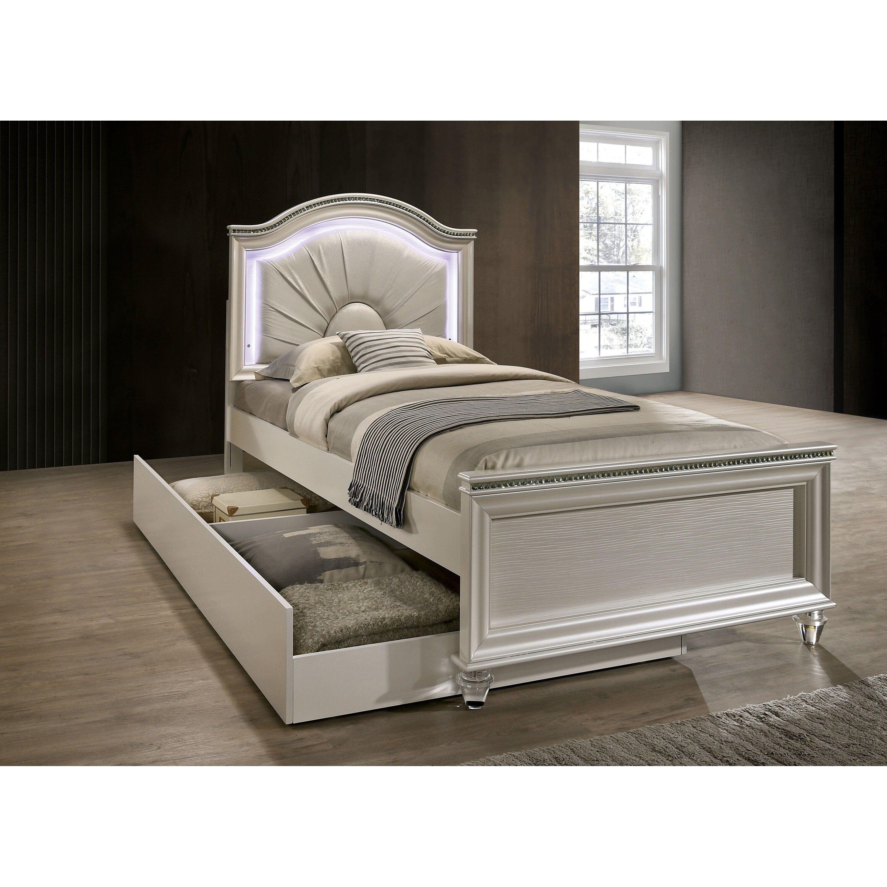 Heloisa Transitional Pearl White Panel Bed By Foa