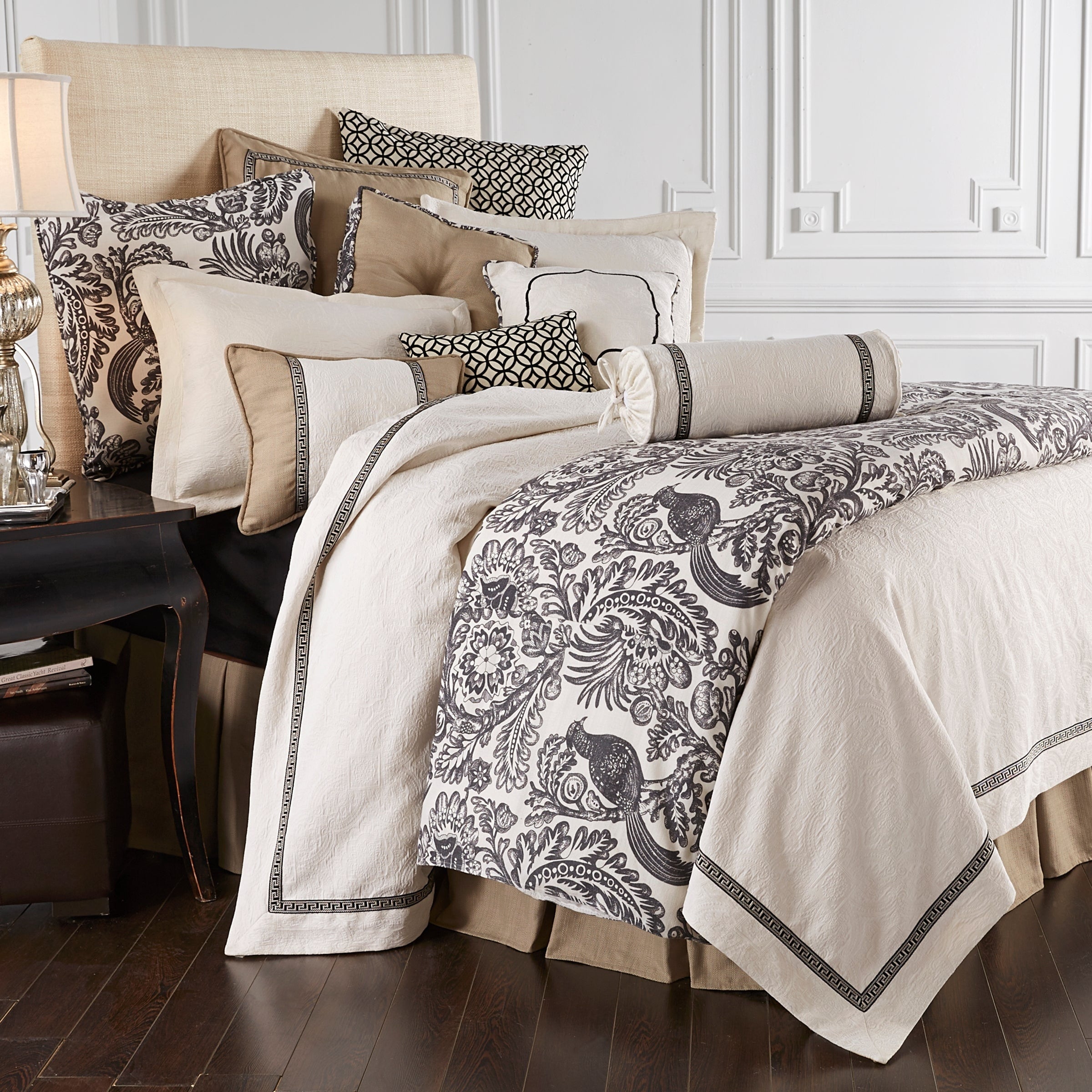 Hiend Accents 4 Piece Augusta Matelasse Coverlet Set