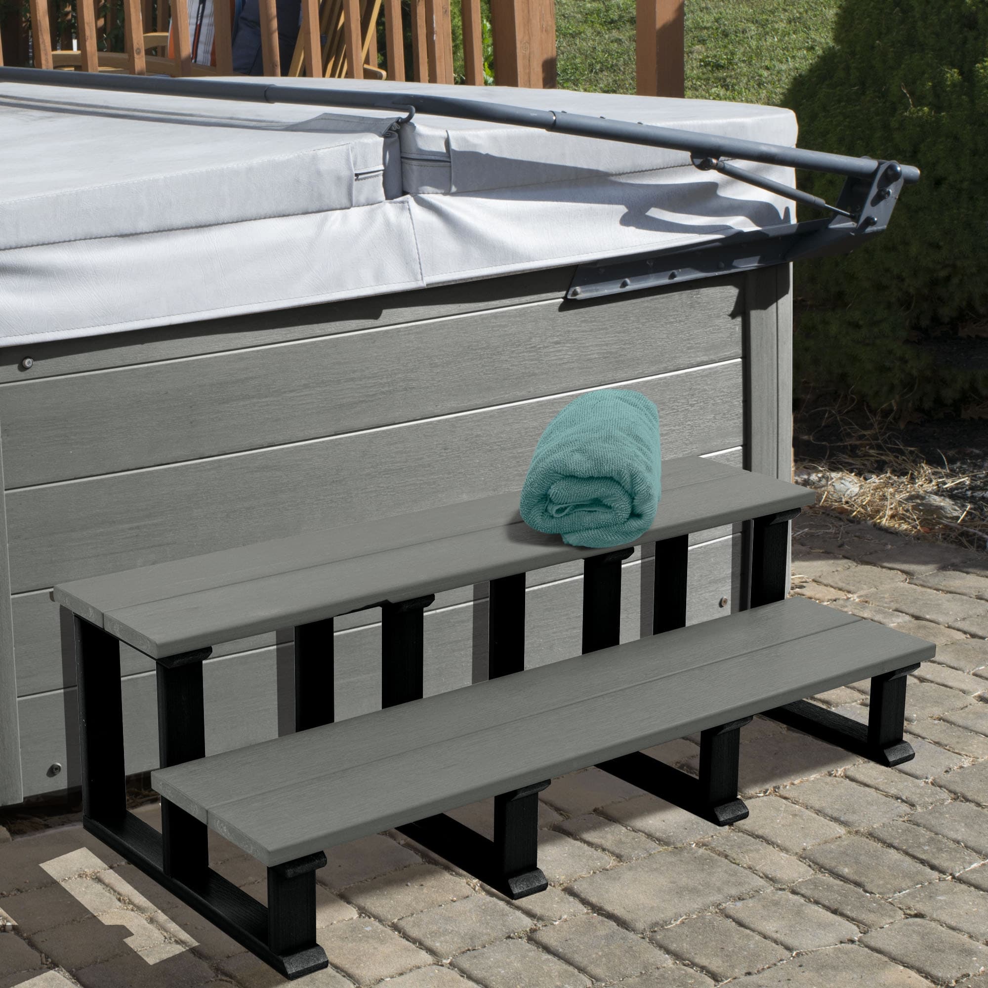 Highwood Eco Friendly Hot Tub Spa Two Tier Steps 48