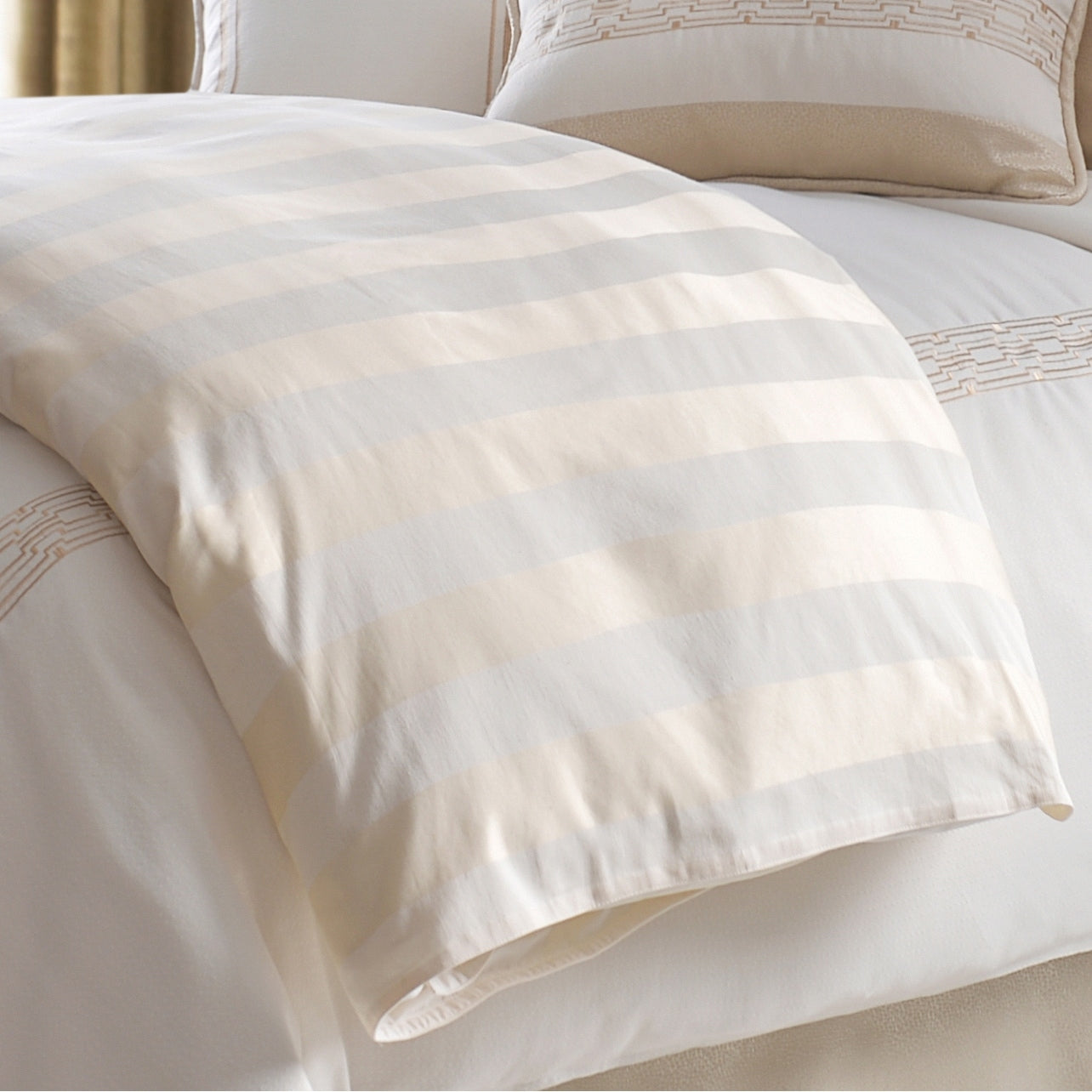 Hollywood Cabana Stripe Duvet Super Queen