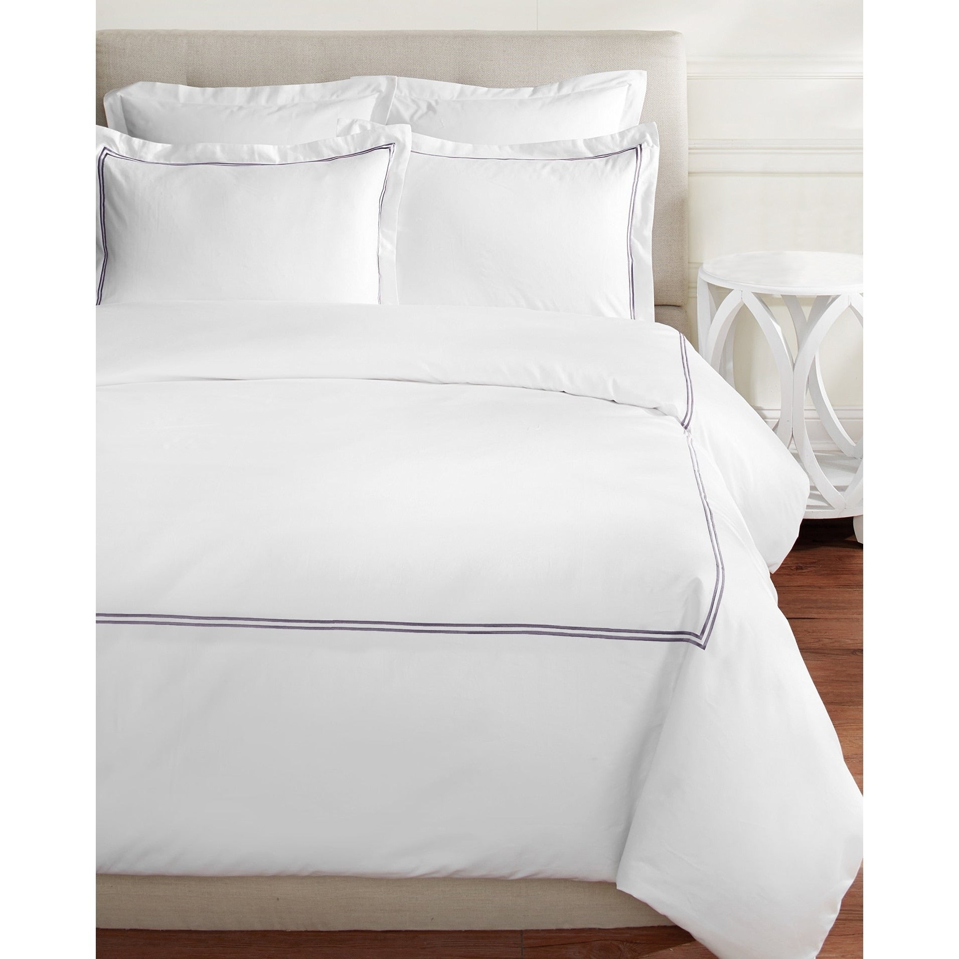 Home Sweet Home Collection 600 Thread Count Cotton 2 Stripe Embroidery Duvet Set