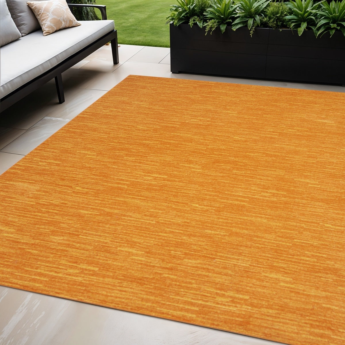 Homeroots Contemporary Rectangle Outdoor Rug 5 X 7