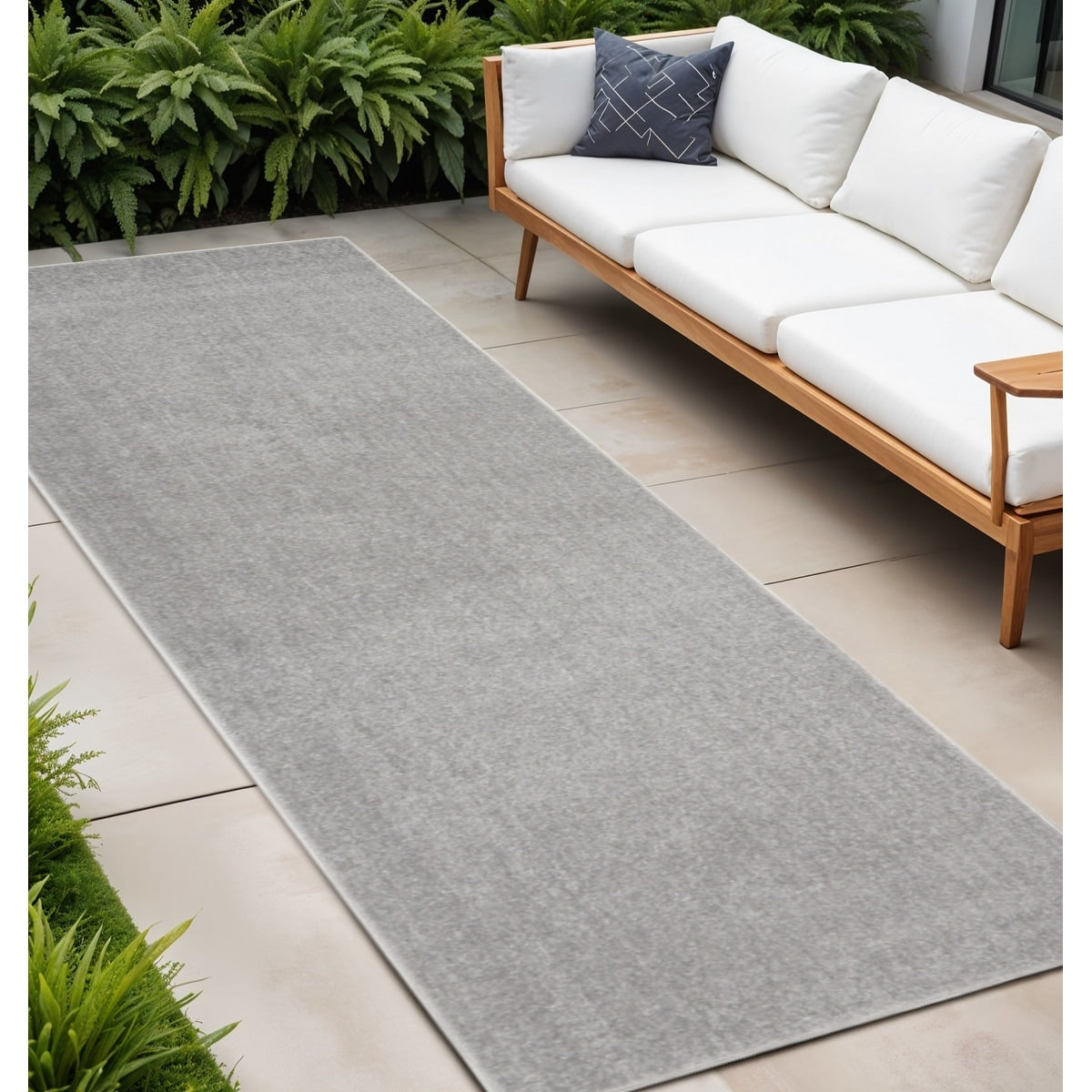 Homeroots Contemporary Runner Outdoor Rug 2 X 10