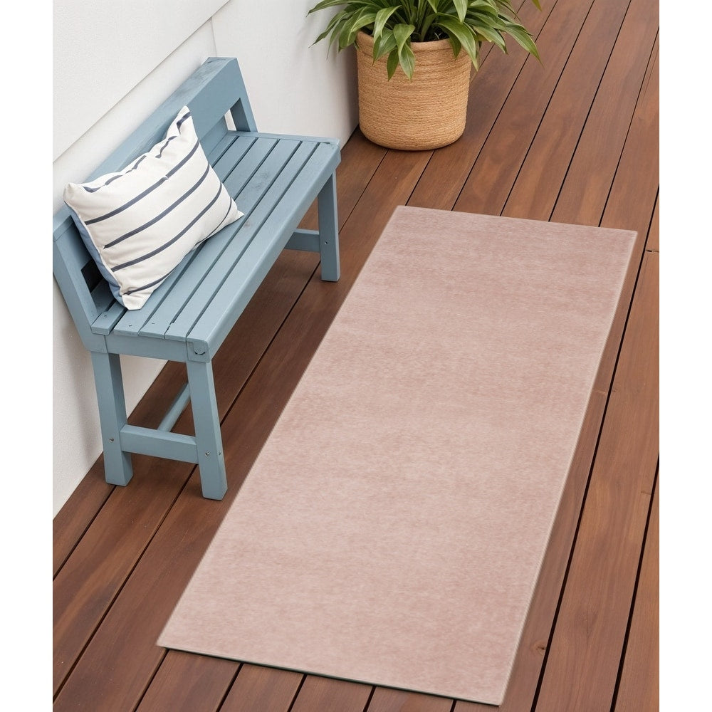 Homeroots Contemporary Runner Outdoor Rug 2 X 6