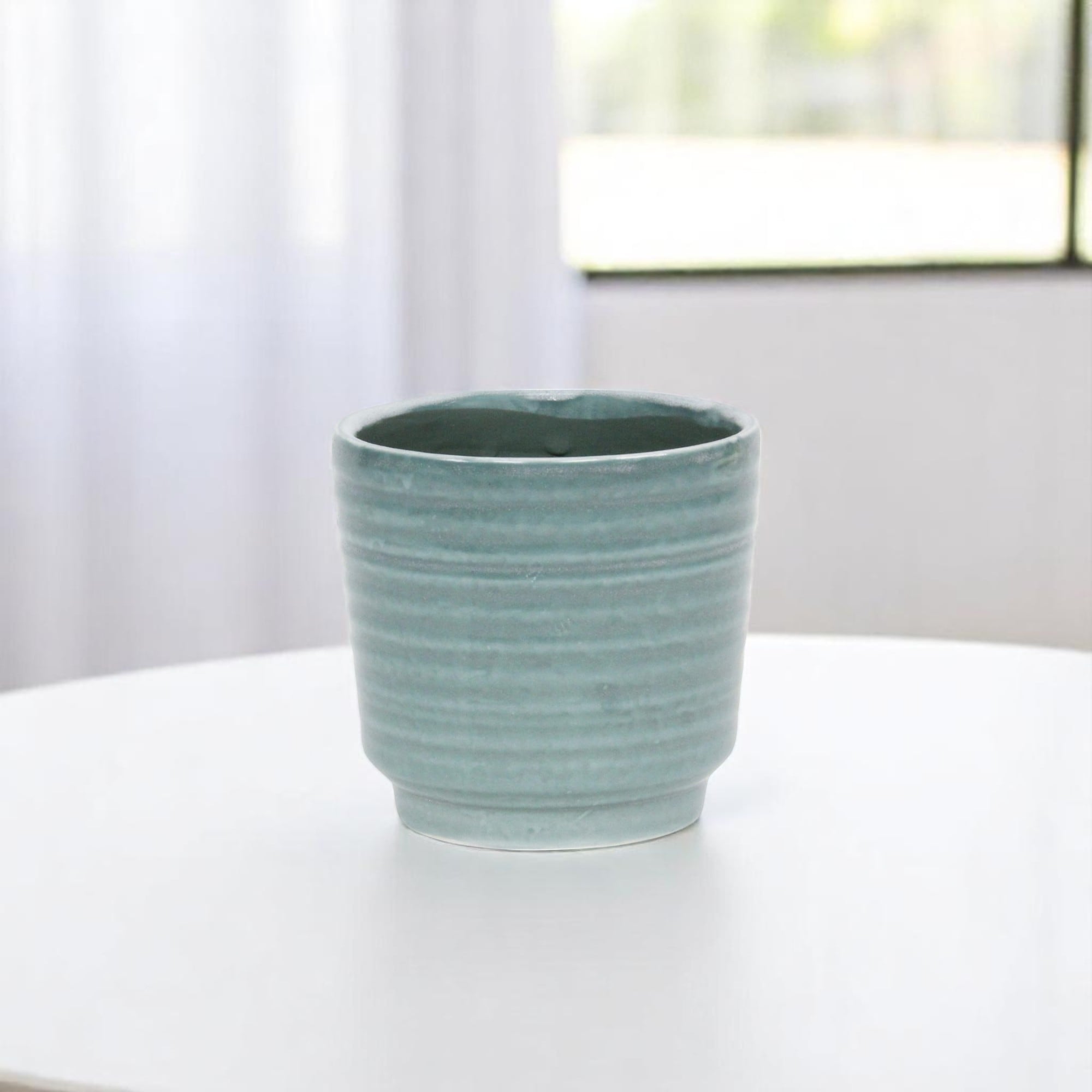 Homeroots Green Ceramic 23 Ounce Striped Round Distressed Pot Planter 4.50 In. X 4.25 In. X 4.50 In.