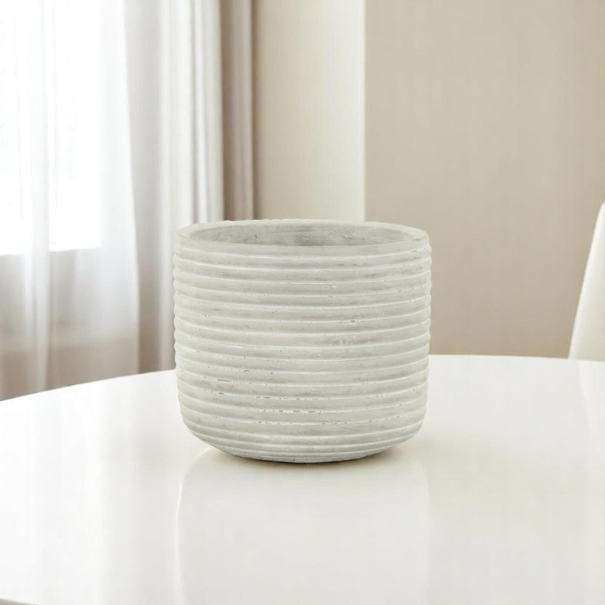 Homeroots Light Gray Cement 39 Ounce Striped Round Distressed Pot Planter 5.75 In. X 5.00 In. X 5.75 In.