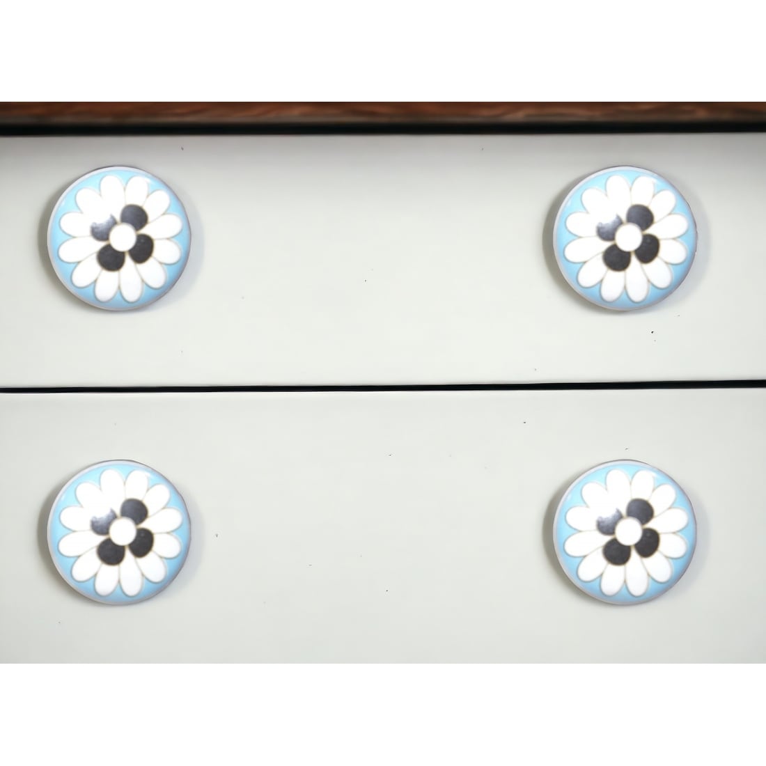 1.5 X 1.5 X 1.5 Light Blue White And Black Knobs 8 Pack 1.5 X 1.5 X 1.5