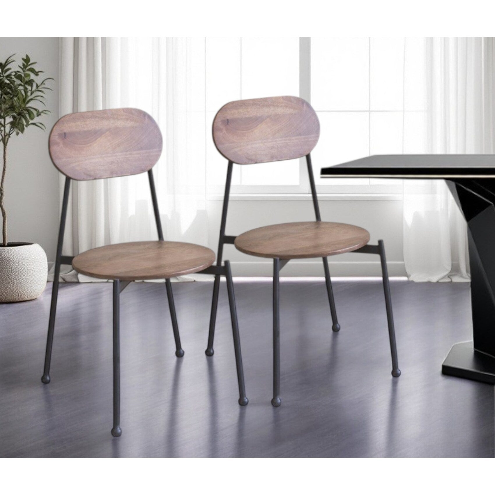 Homeroots Set Of Two Brown And Black Metal And Wood King Louis Back Dining Side Chairs 20.00 In. X 34.00 In. X 21.00 In.