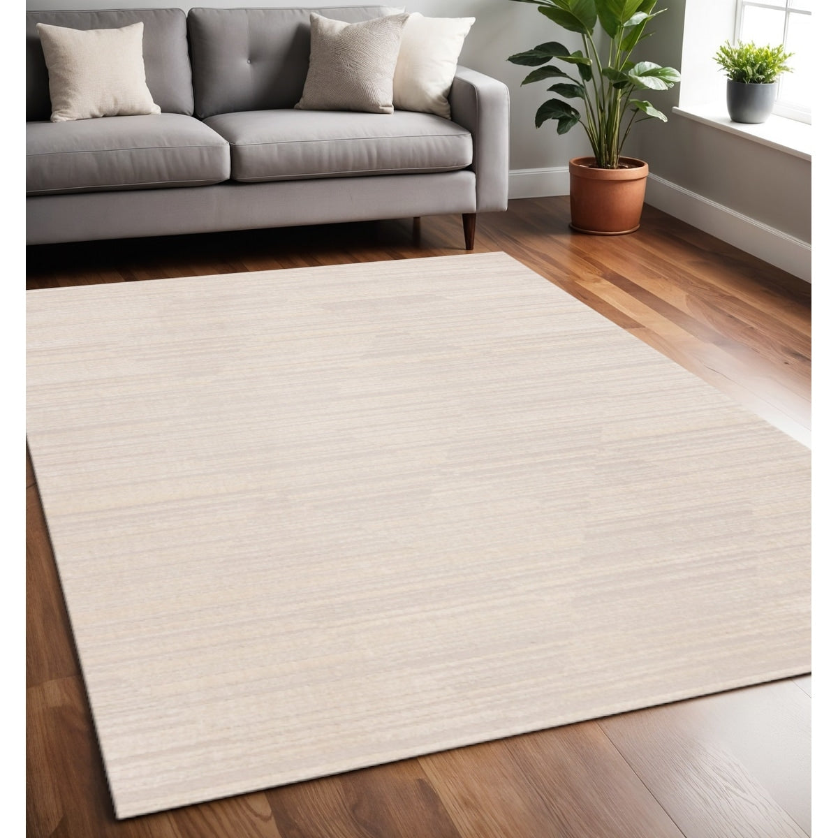 Homeroots Solid Color Modern Rectangle Area Rug 5 X 8