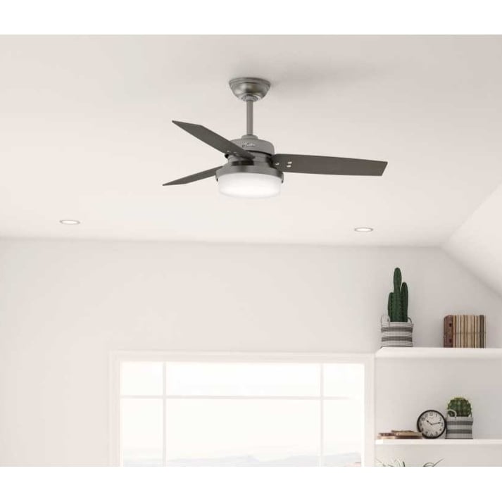 Hunter 44 Sentinel Ceiling Fan With Led Light And Handheld Remote