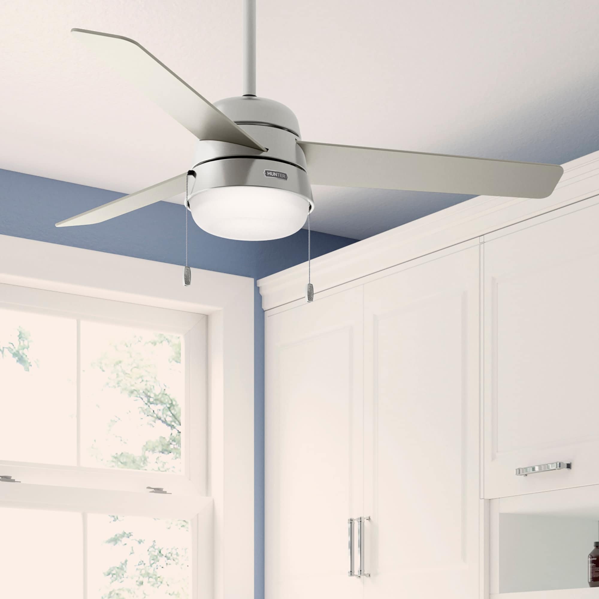 Hunter 52 Aker Ceiling Fan With Led Light And Pull Chain Fresh White