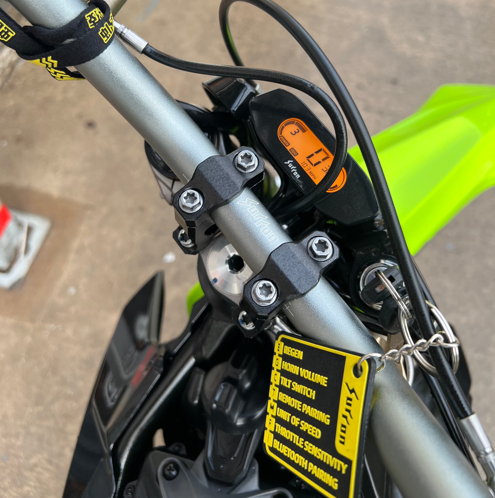 USED SUR RON HYPER BEE GREEN BIG WHEEL