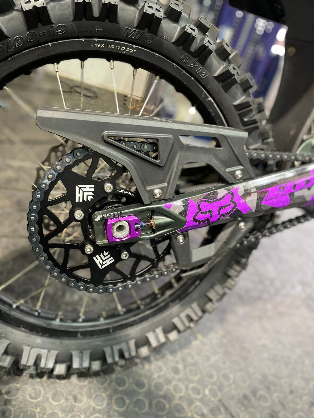 ULTRA BEE FOX RACING FULL COVERAGE GRAPHICS KIT