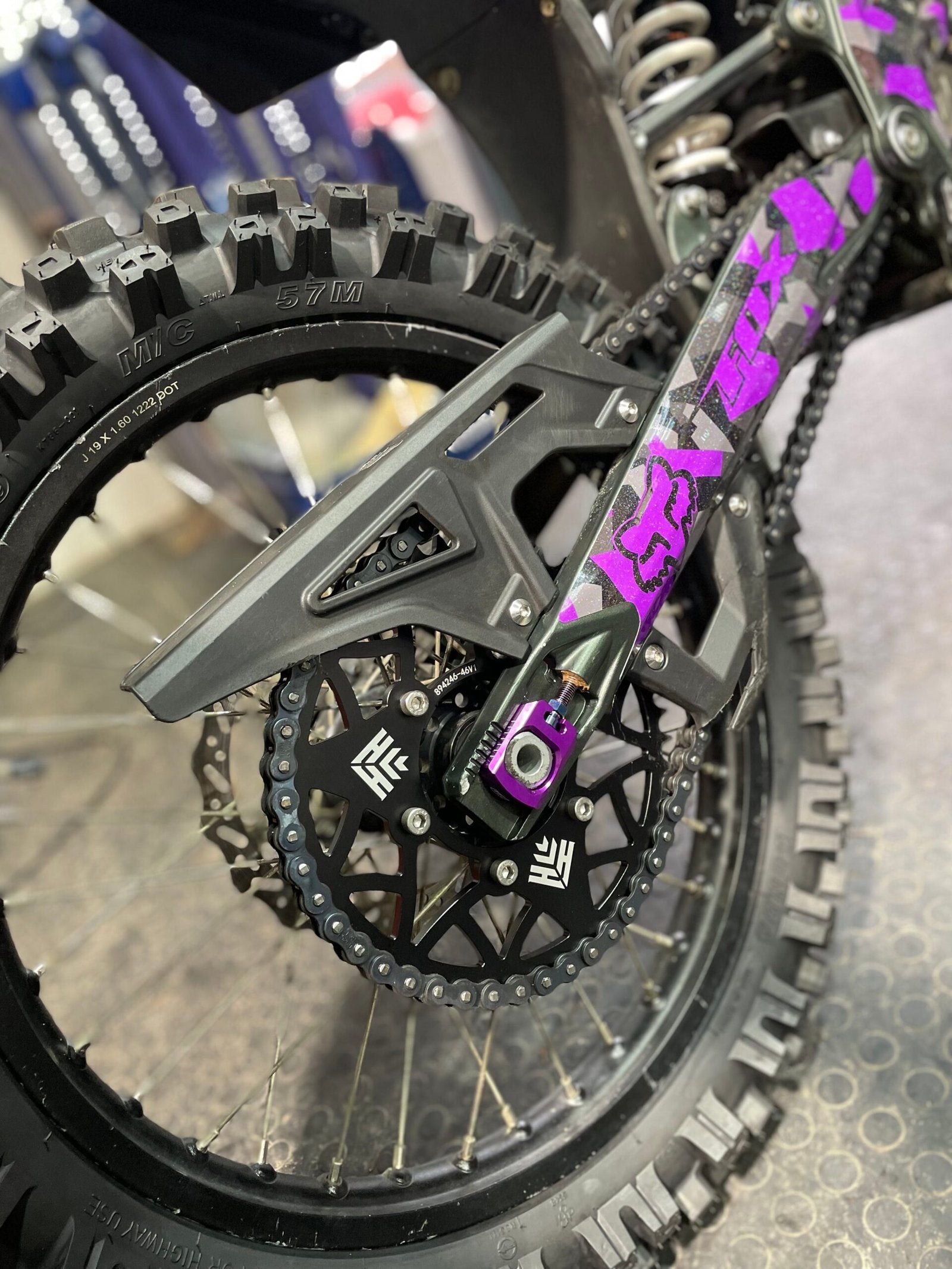 ULTRA BEE FOX RACING FULL COVERAGE GRAPHICS KIT