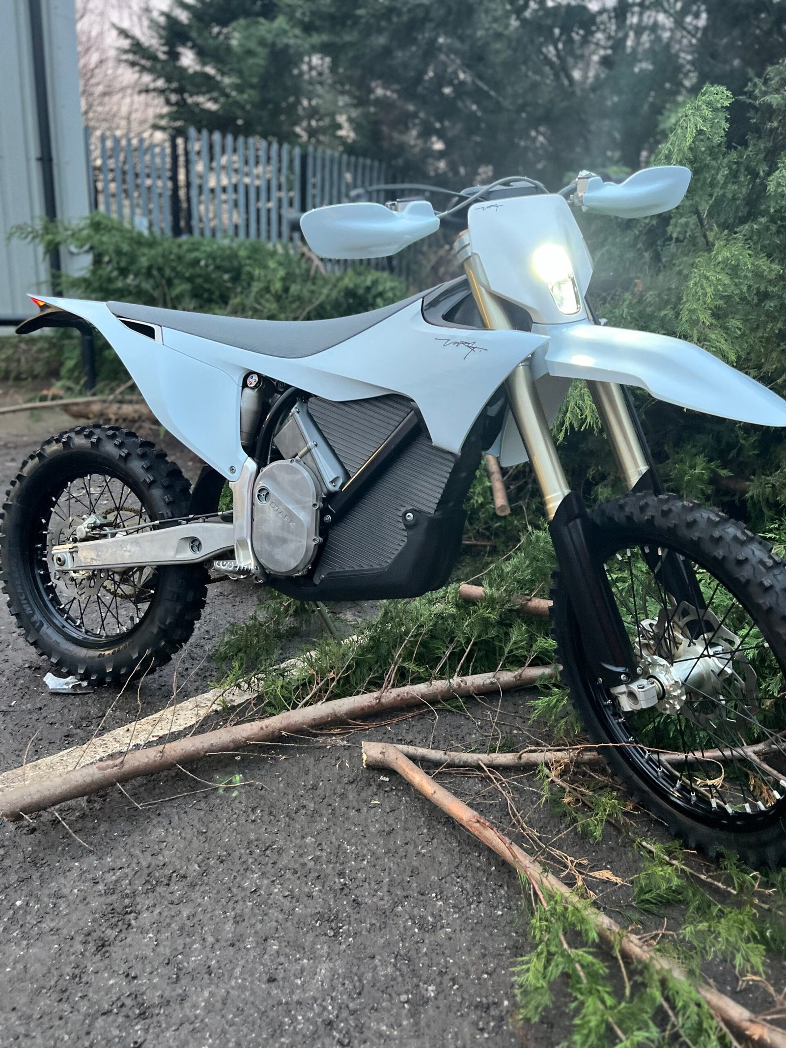 USED STARK VARG EX 80HP WHITE