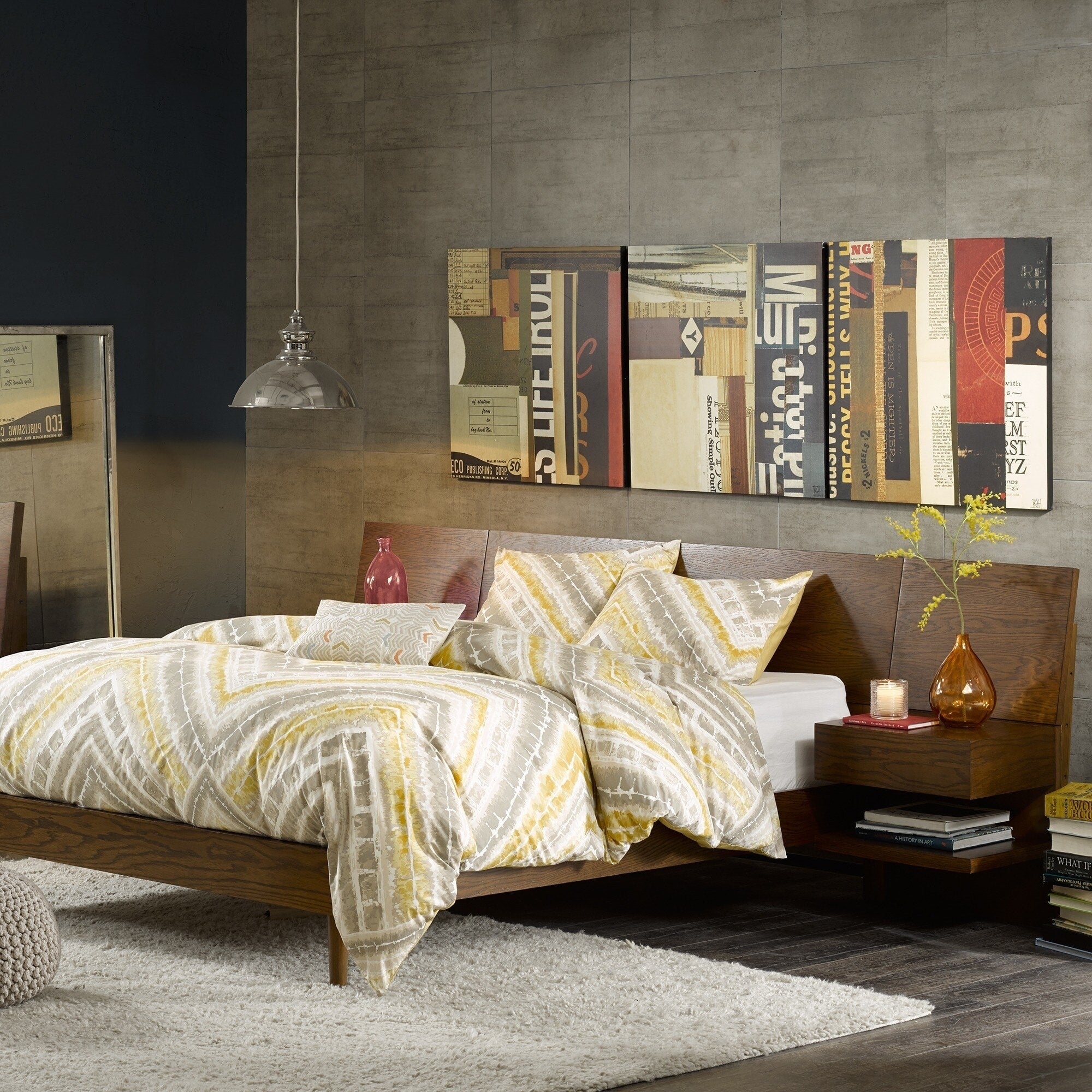 Ink Ivy Clark Pecan Bed With Two Nightstands