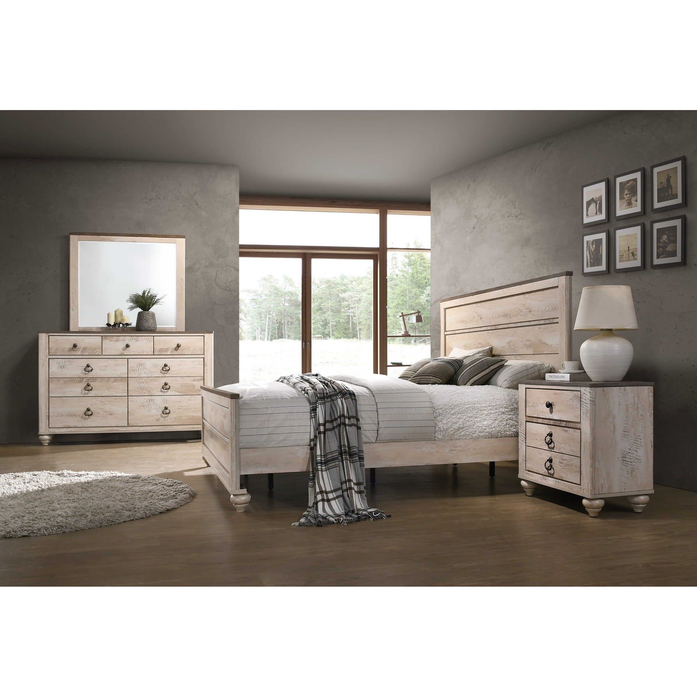 Imerland Contemporary White Wash Finish 4 Piece Bedroom Set King