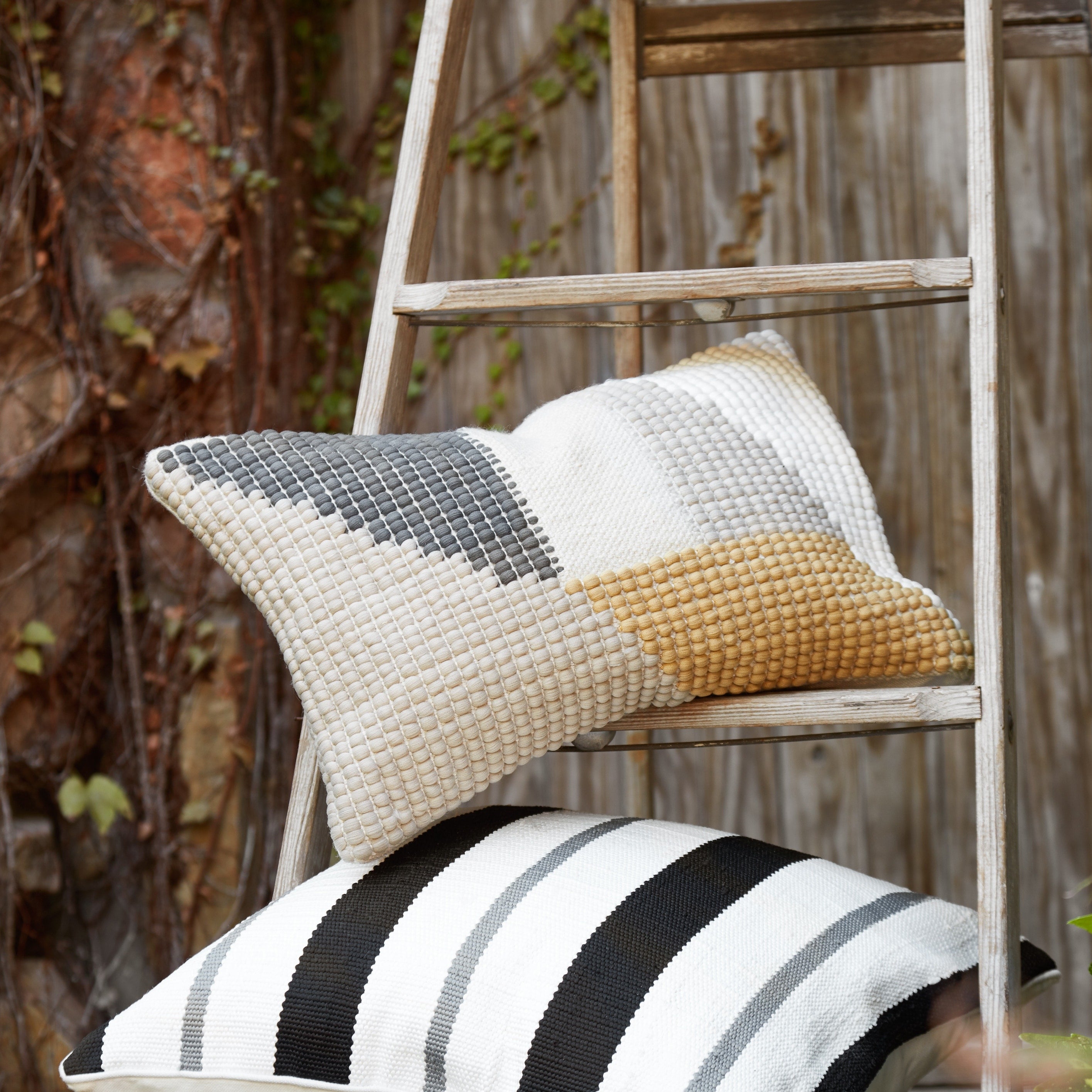 Indoor Outdoor Beige Geometric 13 X 21 Pillow Cover