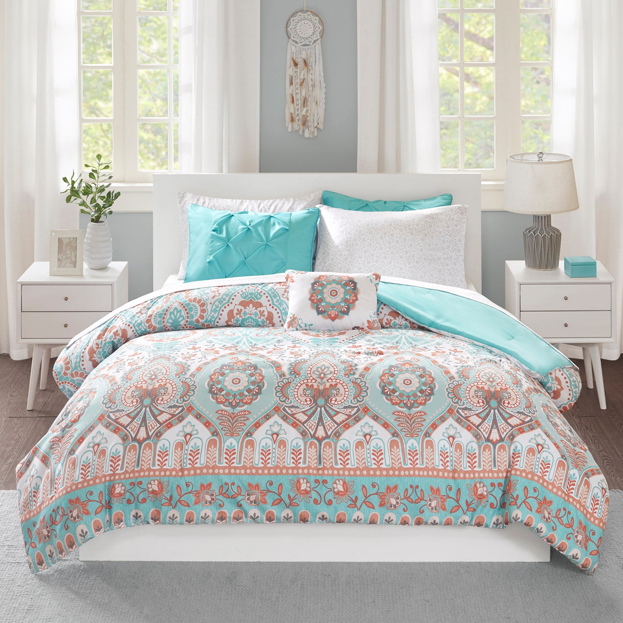 Intelligent Design Avery Aqua Comforter And Sheet Set