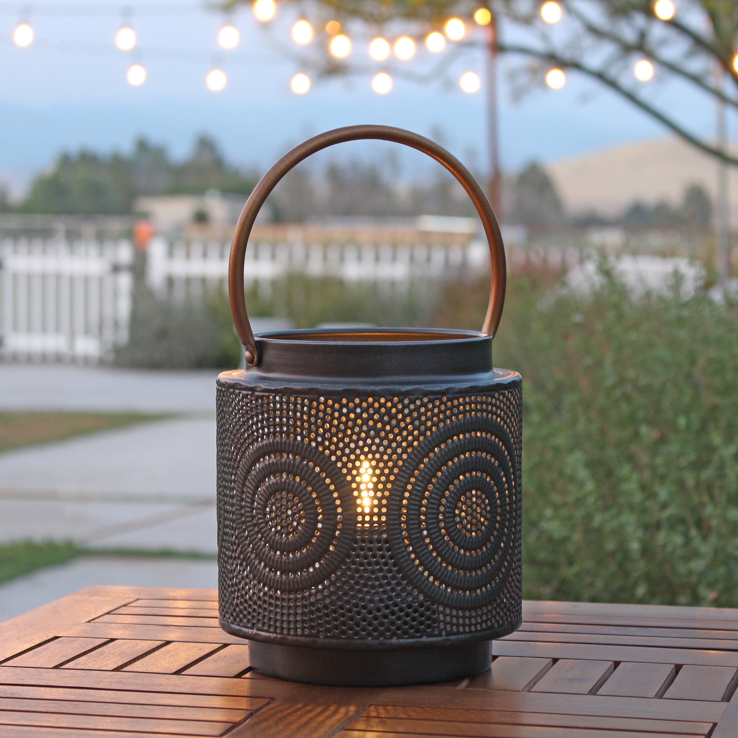 Julissa Outdoor Lantern With Bulb N A