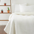 Karina Linen Quilt