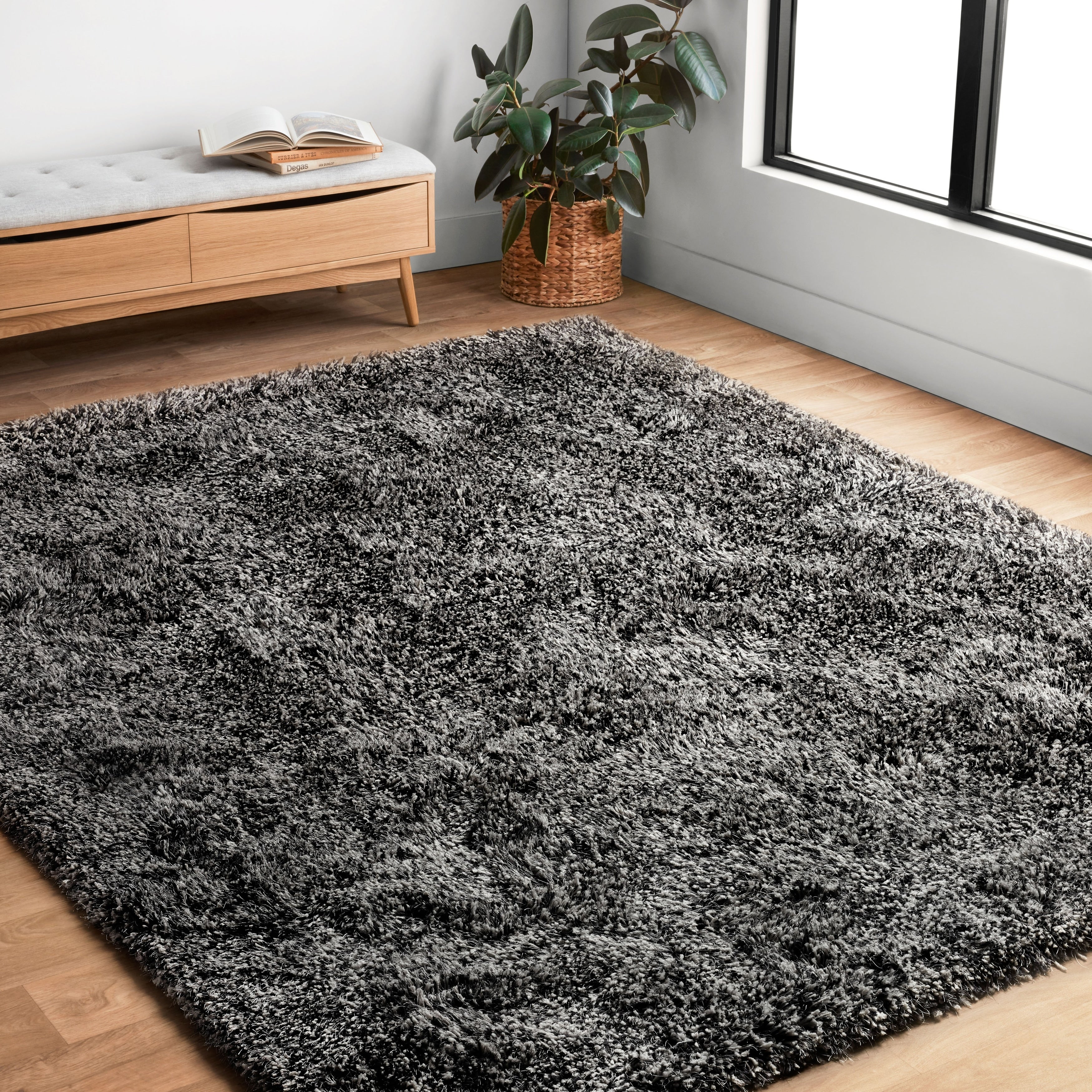 Kasen Plush Solid Shag Rug