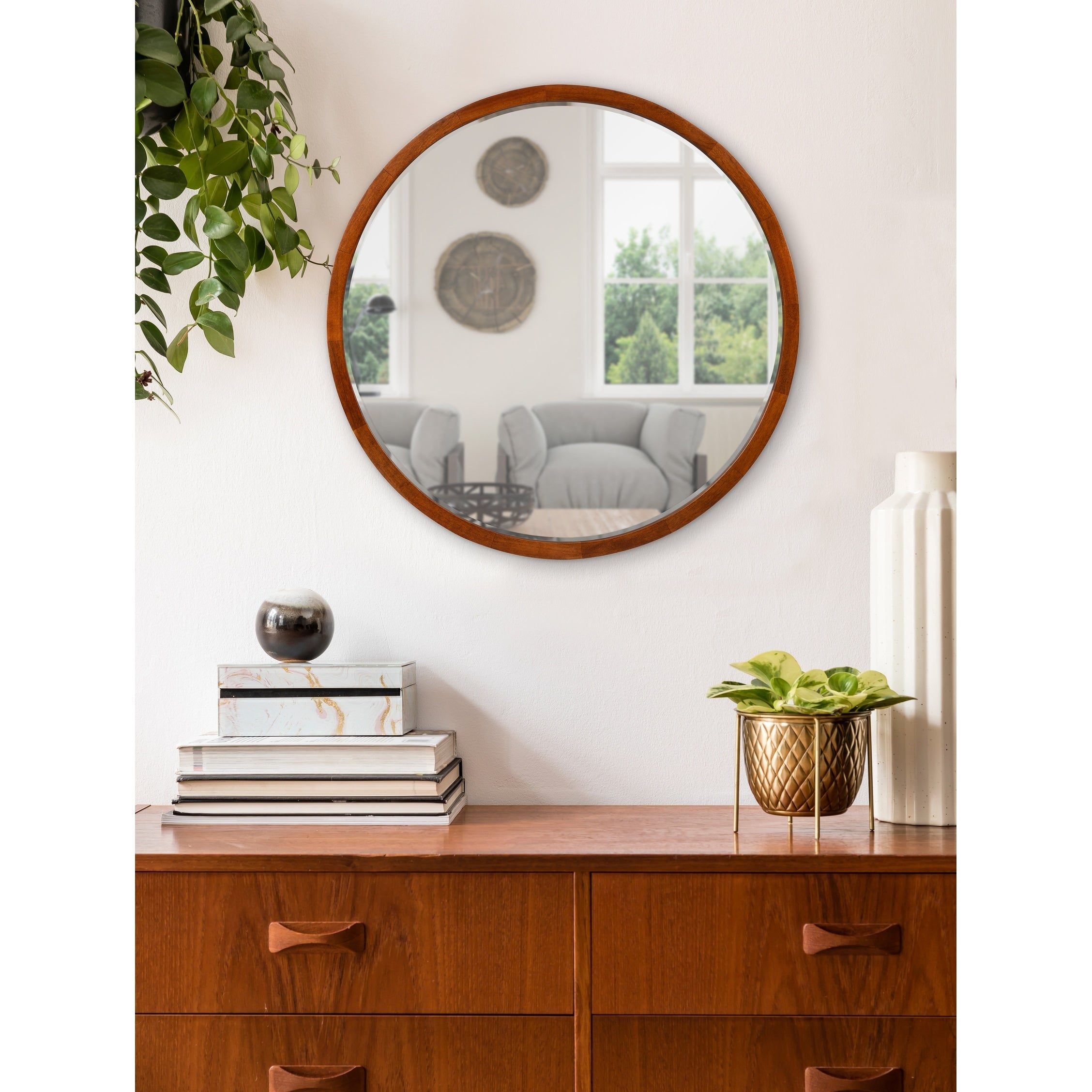 Kate And Laurel Mclean Round Wood Framed Wall Mirror