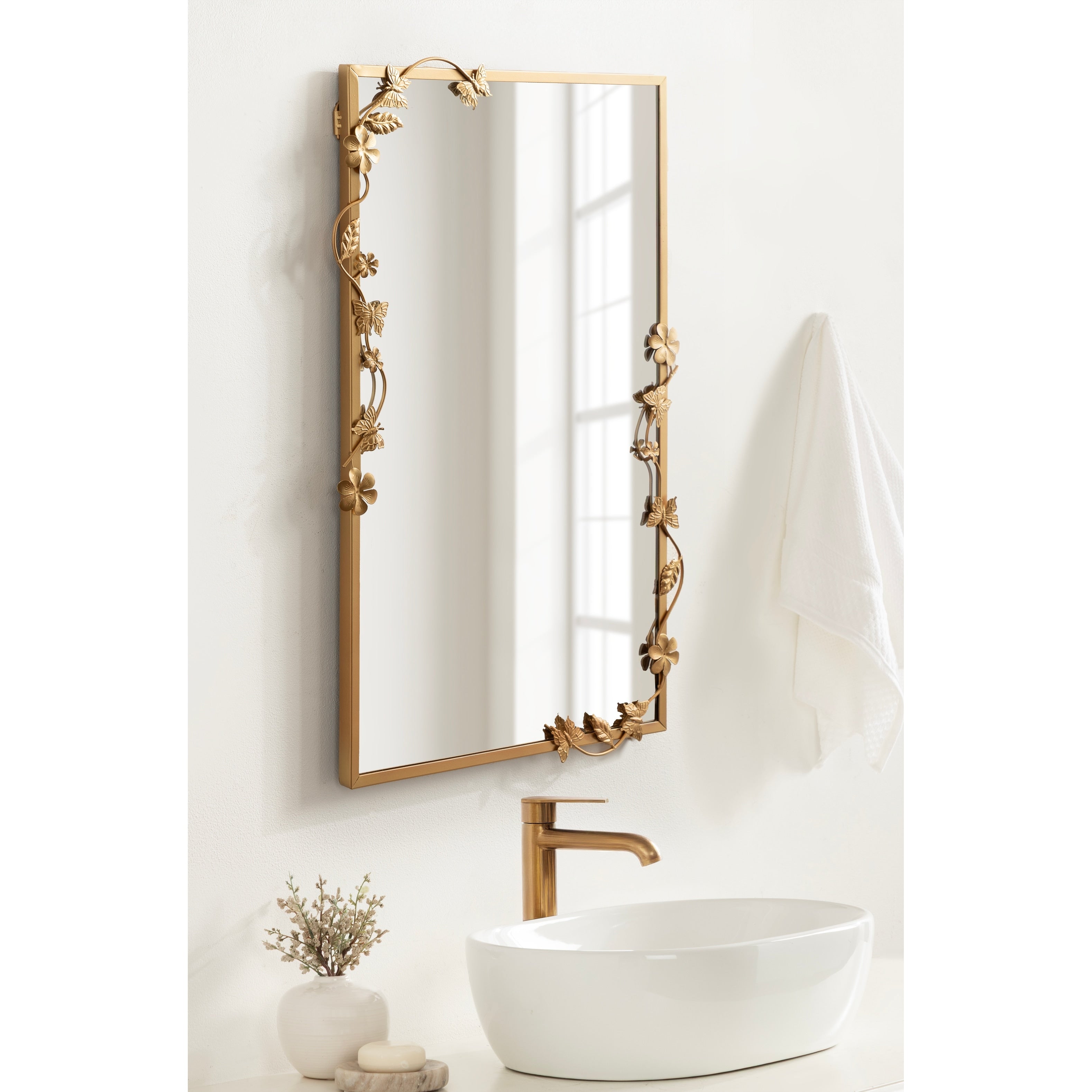 Kate And Laurel Rosella Floral Rectangular Mirror Metal 20X30