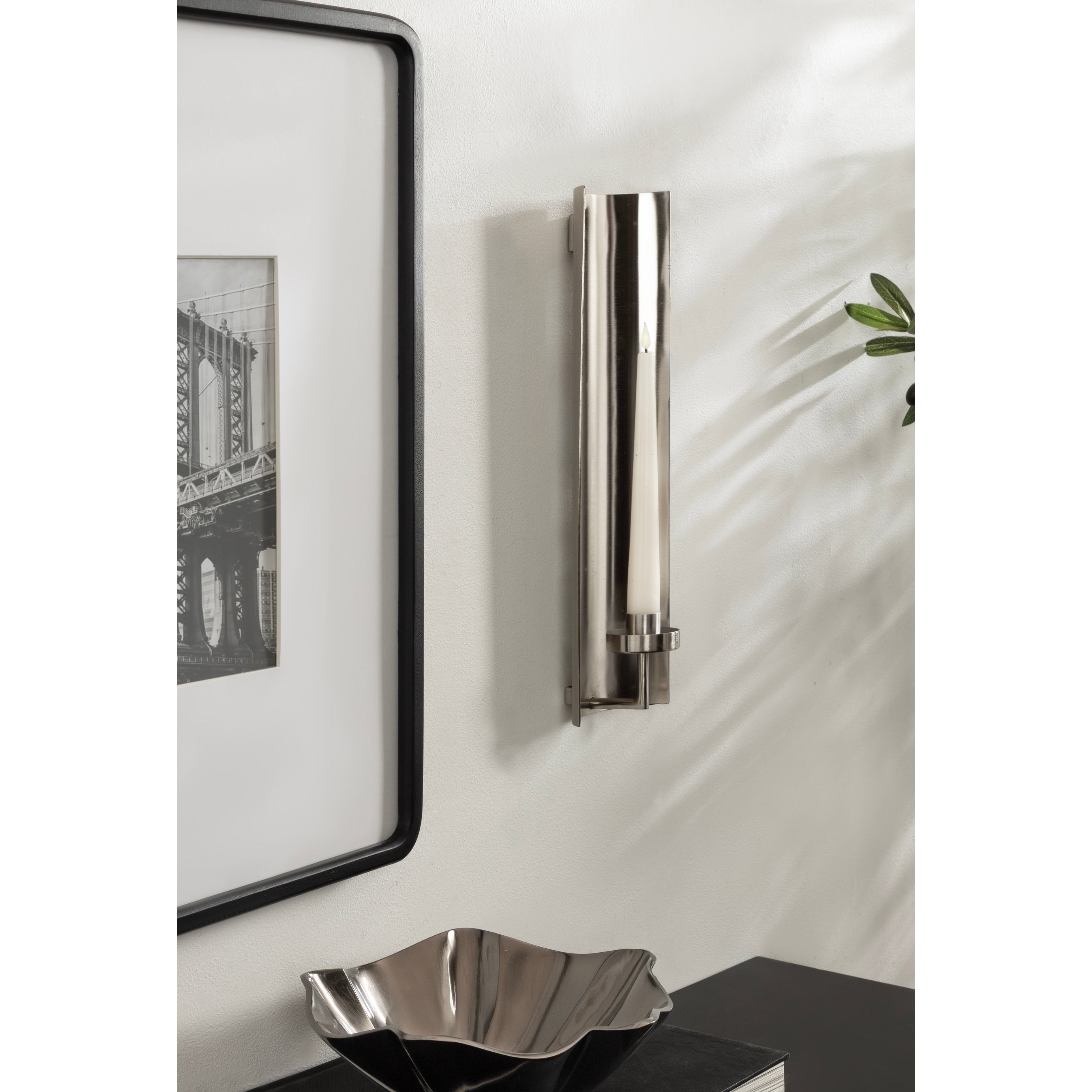 Kate And Laurel Taybron Metal Taper Wall Sconce
